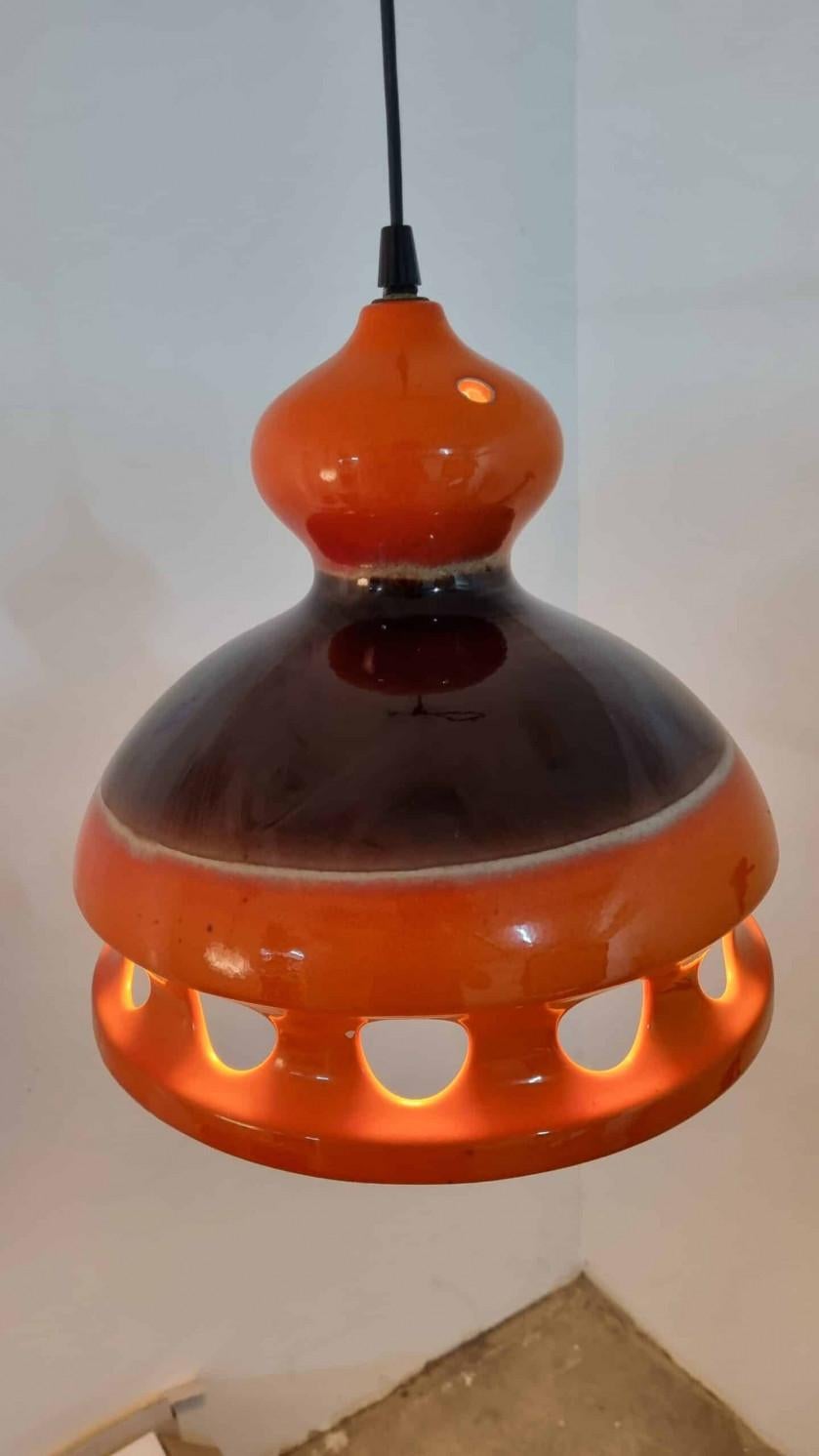Allemand Lampe à suspension unique en céramique émaillée orange, Allemagne, 1970 en vente