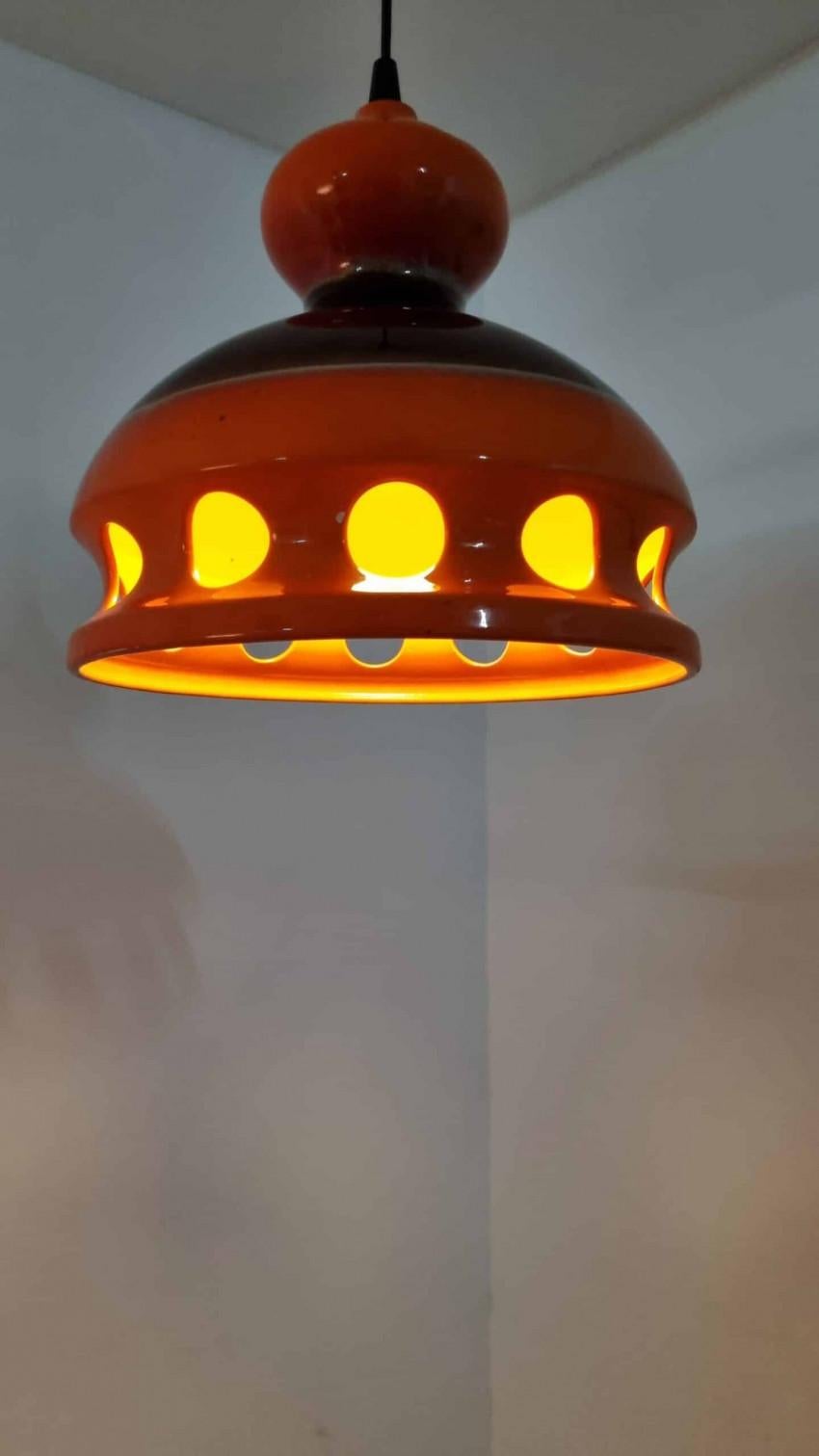 Fin du 20e siècle Lampe à suspension unique en céramique émaillée orange, Allemagne, 1970 en vente