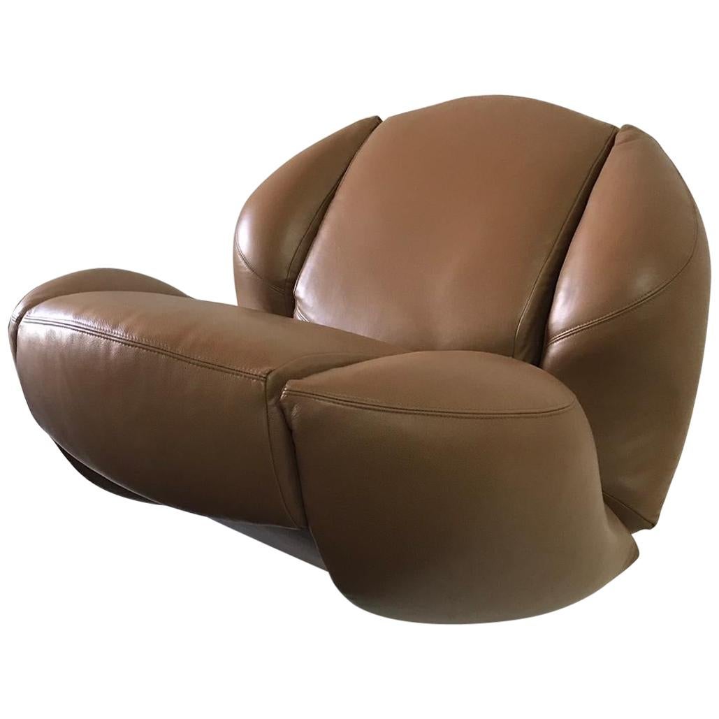 Unique Organic Italian Leather Lounge Chair by Comfortline For Sale