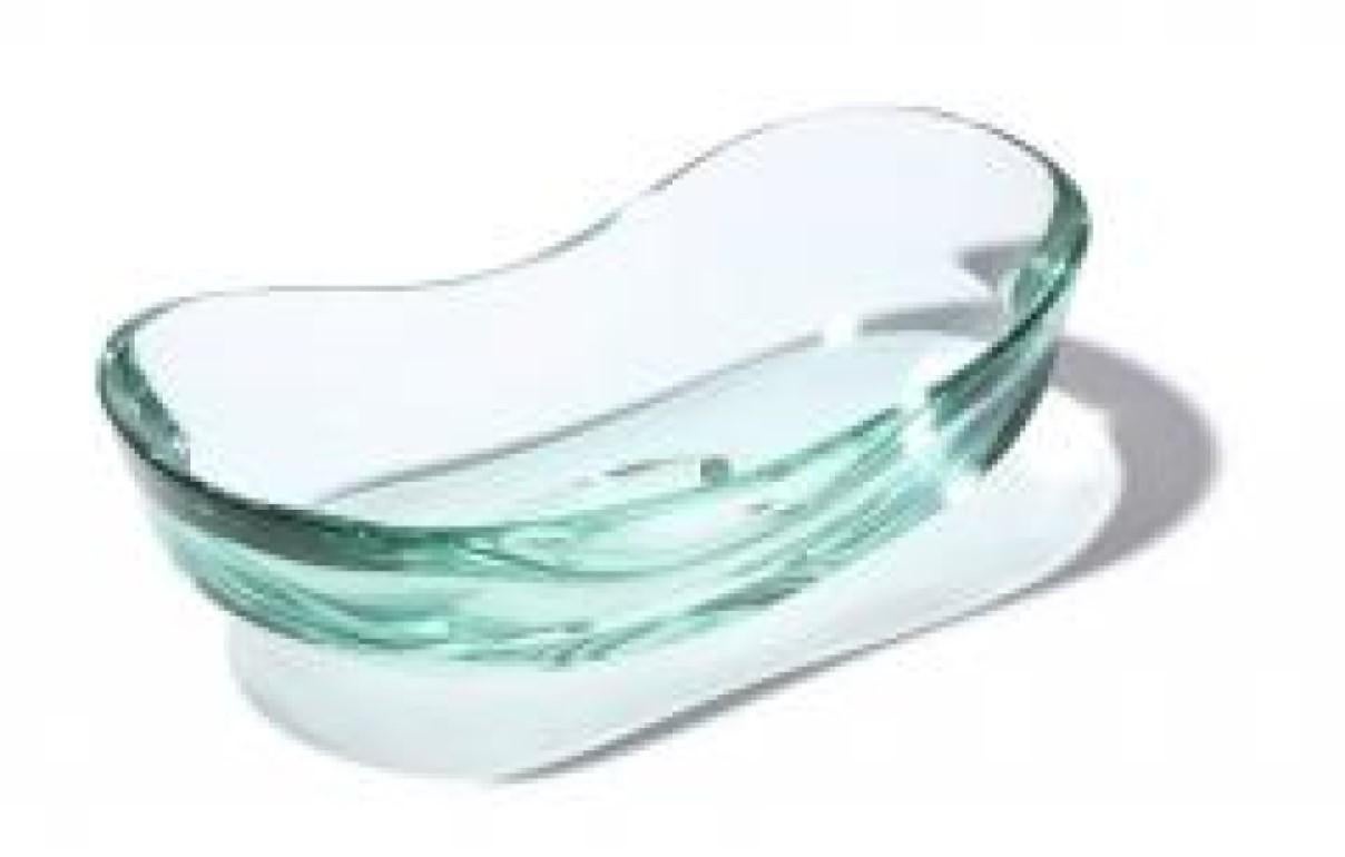 Hand carved and polished, deep crystal bowl.
Signed on underside.