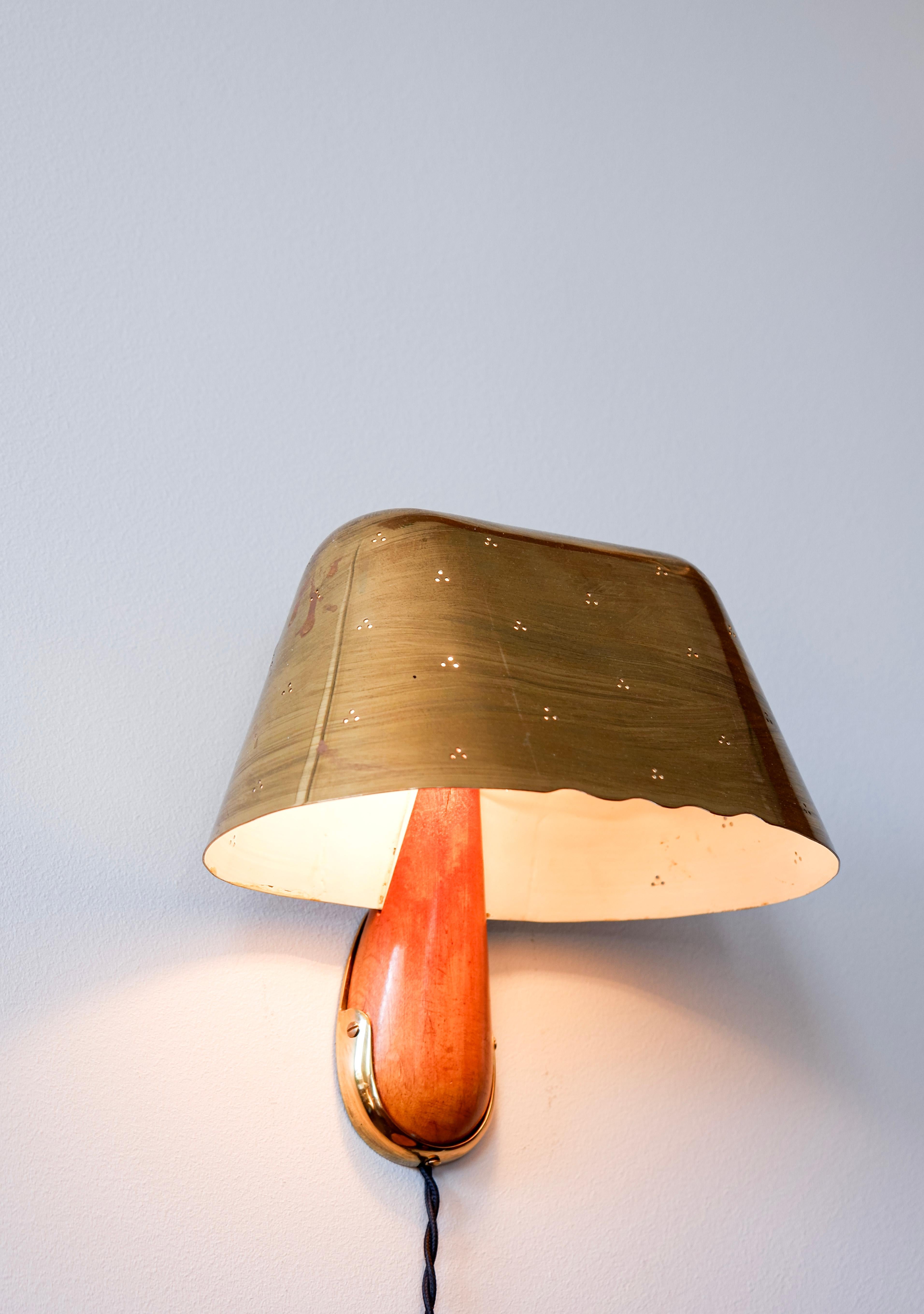 Aplique único Paavo Tynell diseñado en 1947. en venta 3