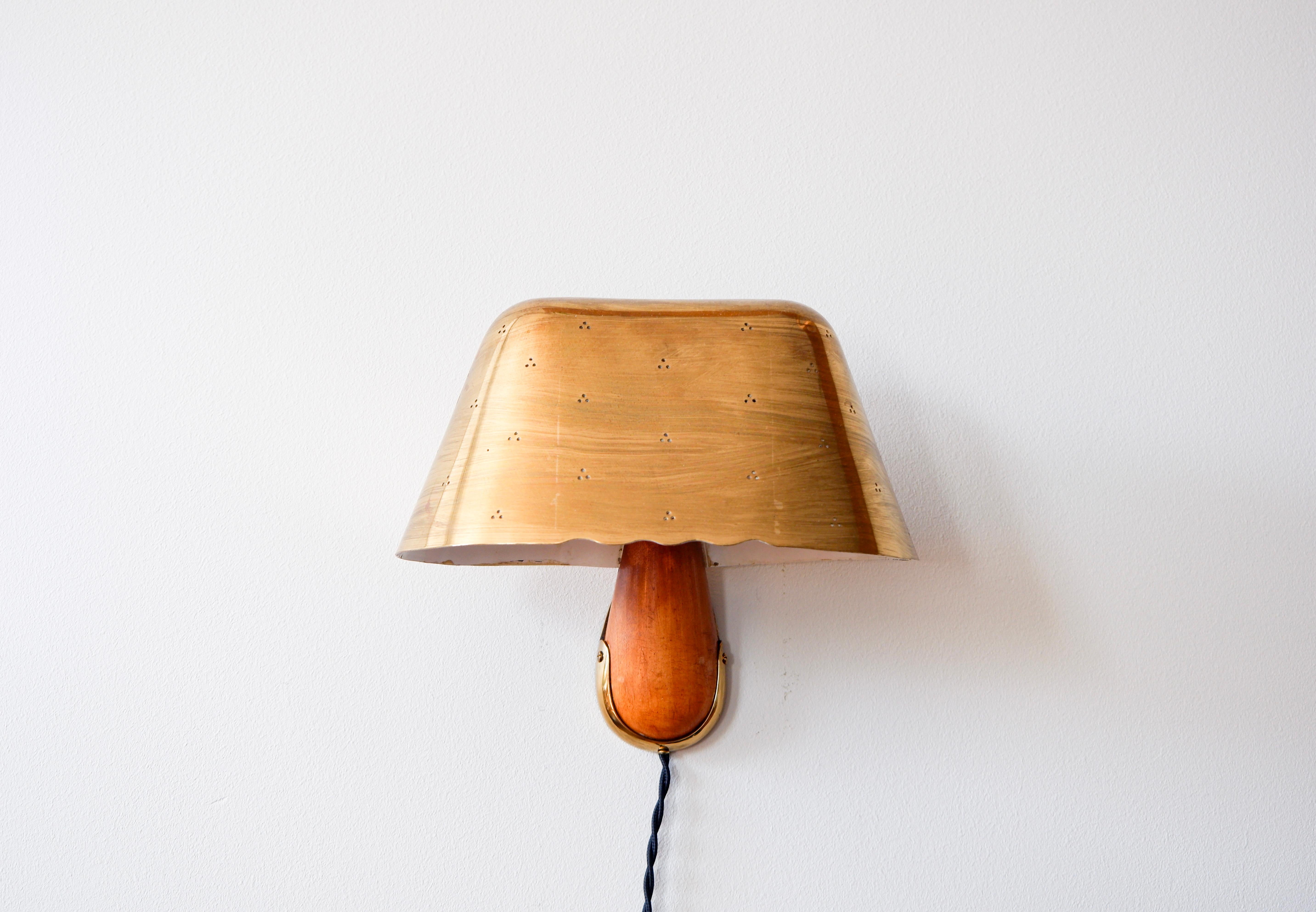 Aplique único Paavo Tynell diseñado en 1947. en venta 5