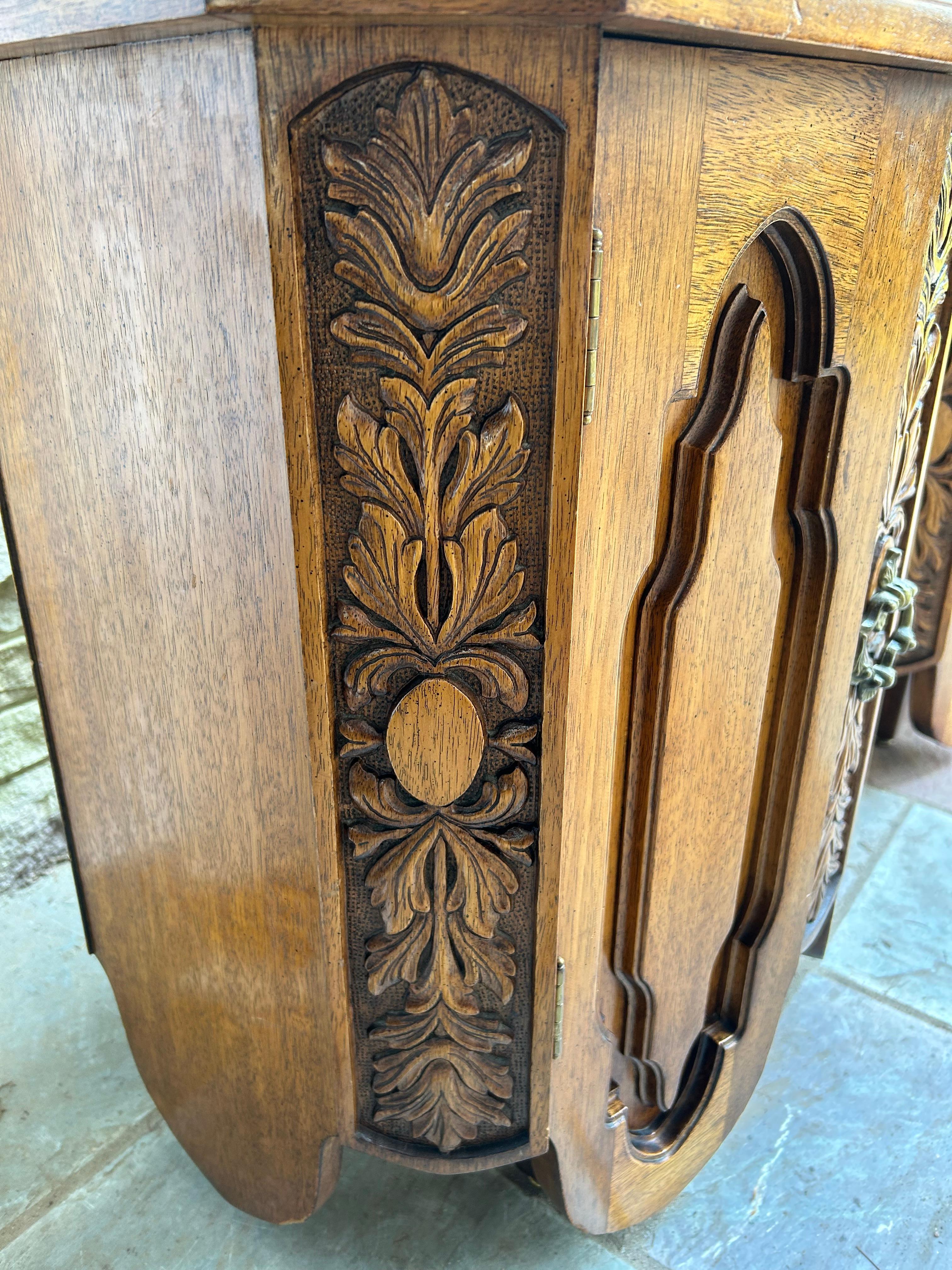 Unique Pair Daniel Jones inc. Walnut Spanish Revival Night Stand End Table For Sale 3