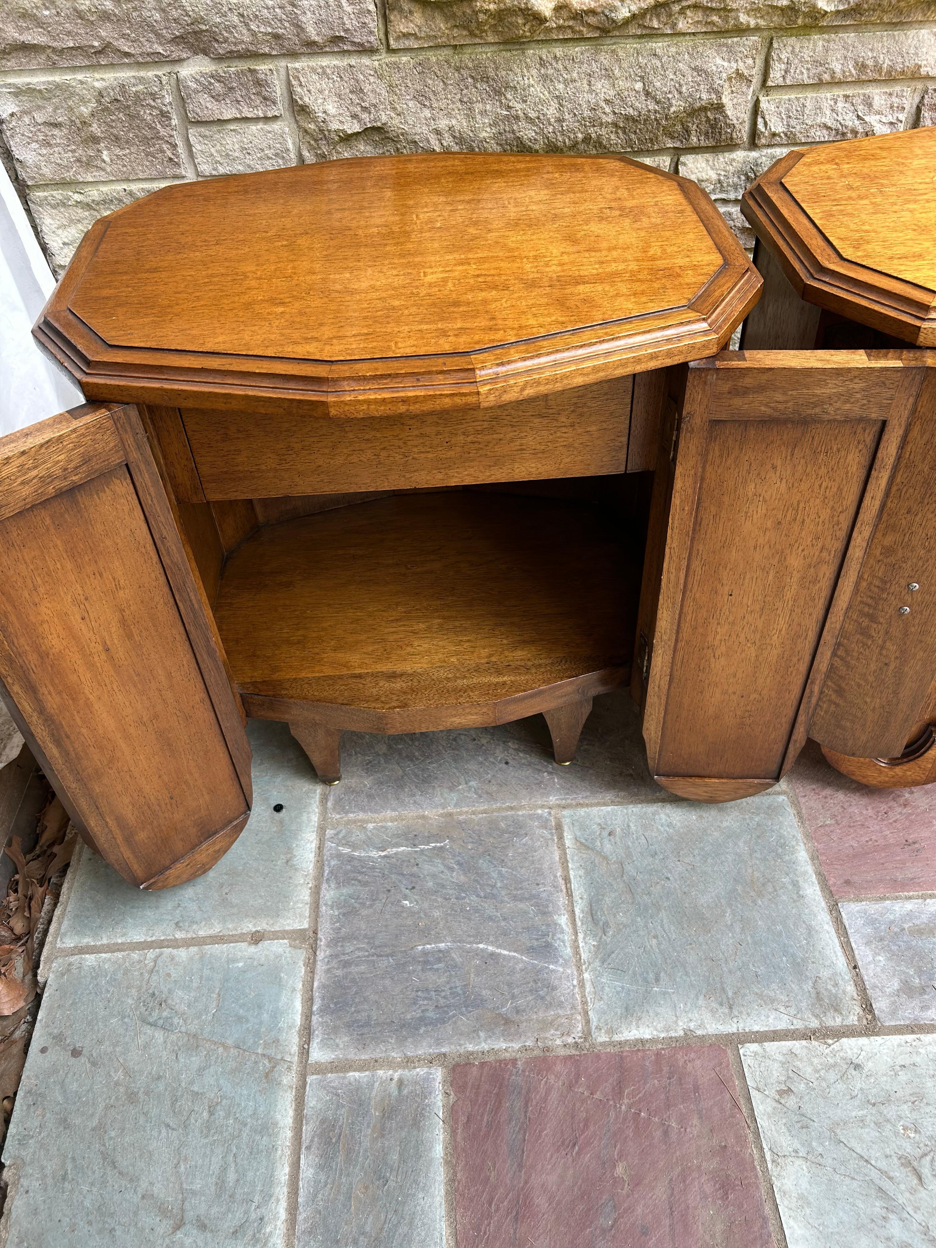 Unique Pair Daniel Jones inc. Walnut Spanish Revival Night Stand End Table For Sale 4
