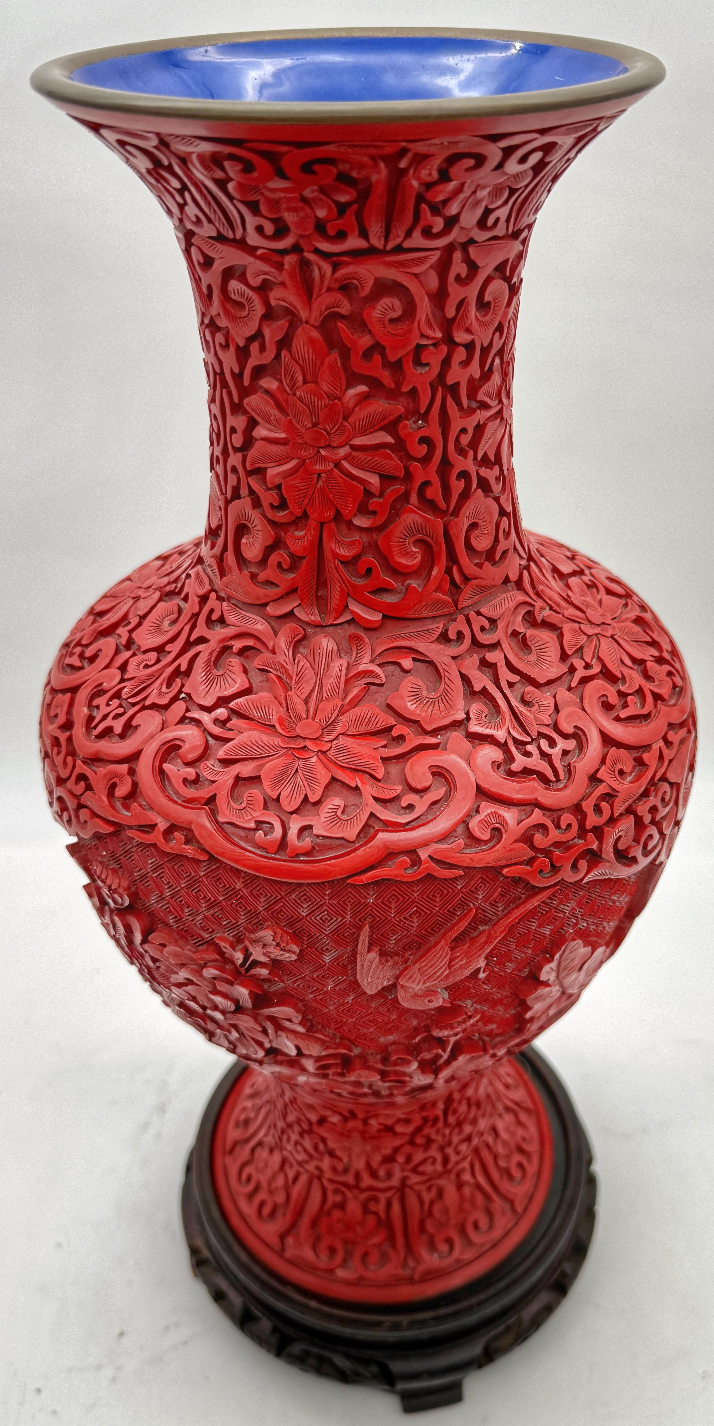 Unique Pair of Chinese Carved Cinnabar Vase, Same Shape, Different Decoration For Sale 10