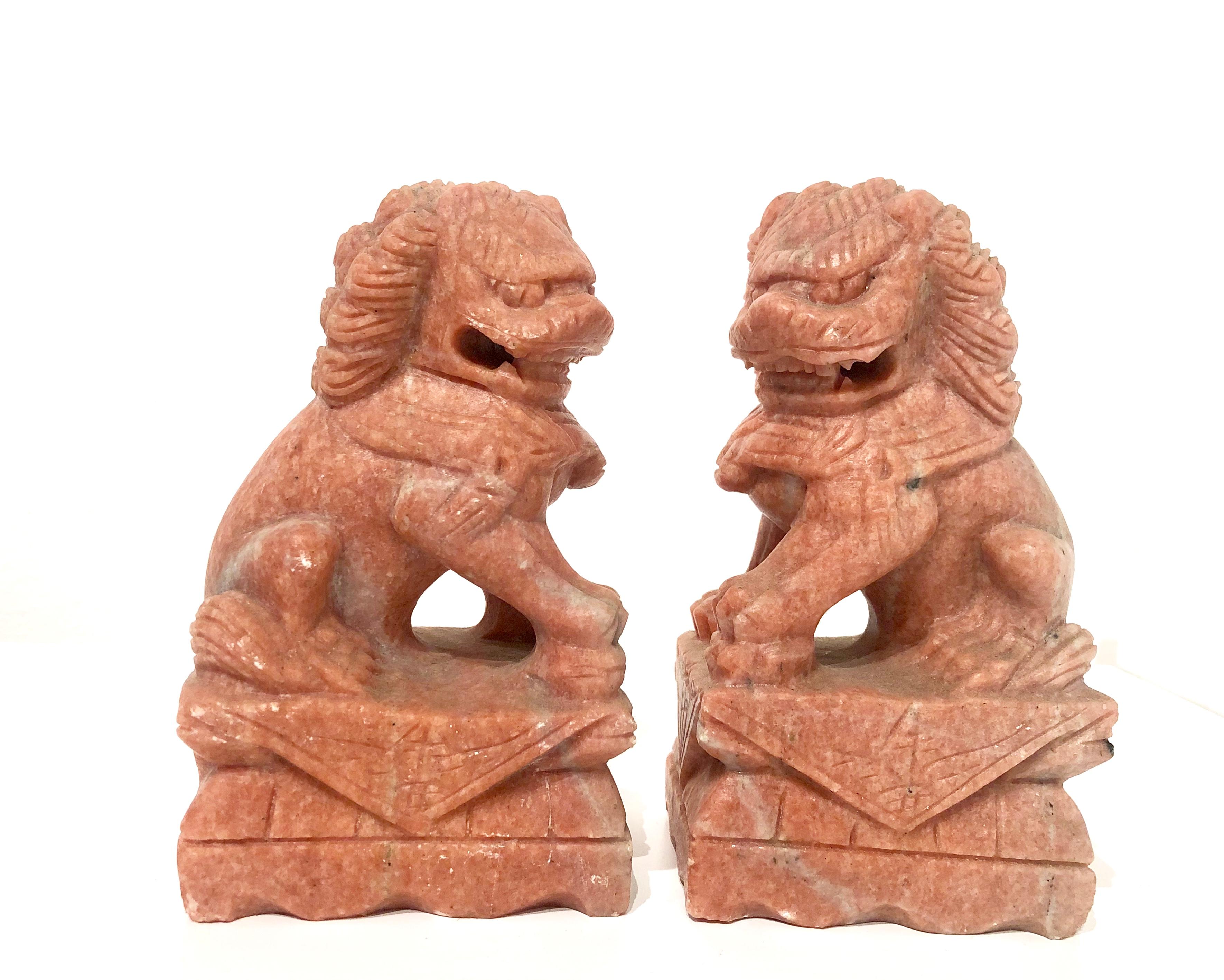 Mid-Century Modern Unique Pair of Decorative Foo Dogs Temple Lion Bookends Marble Sculptures