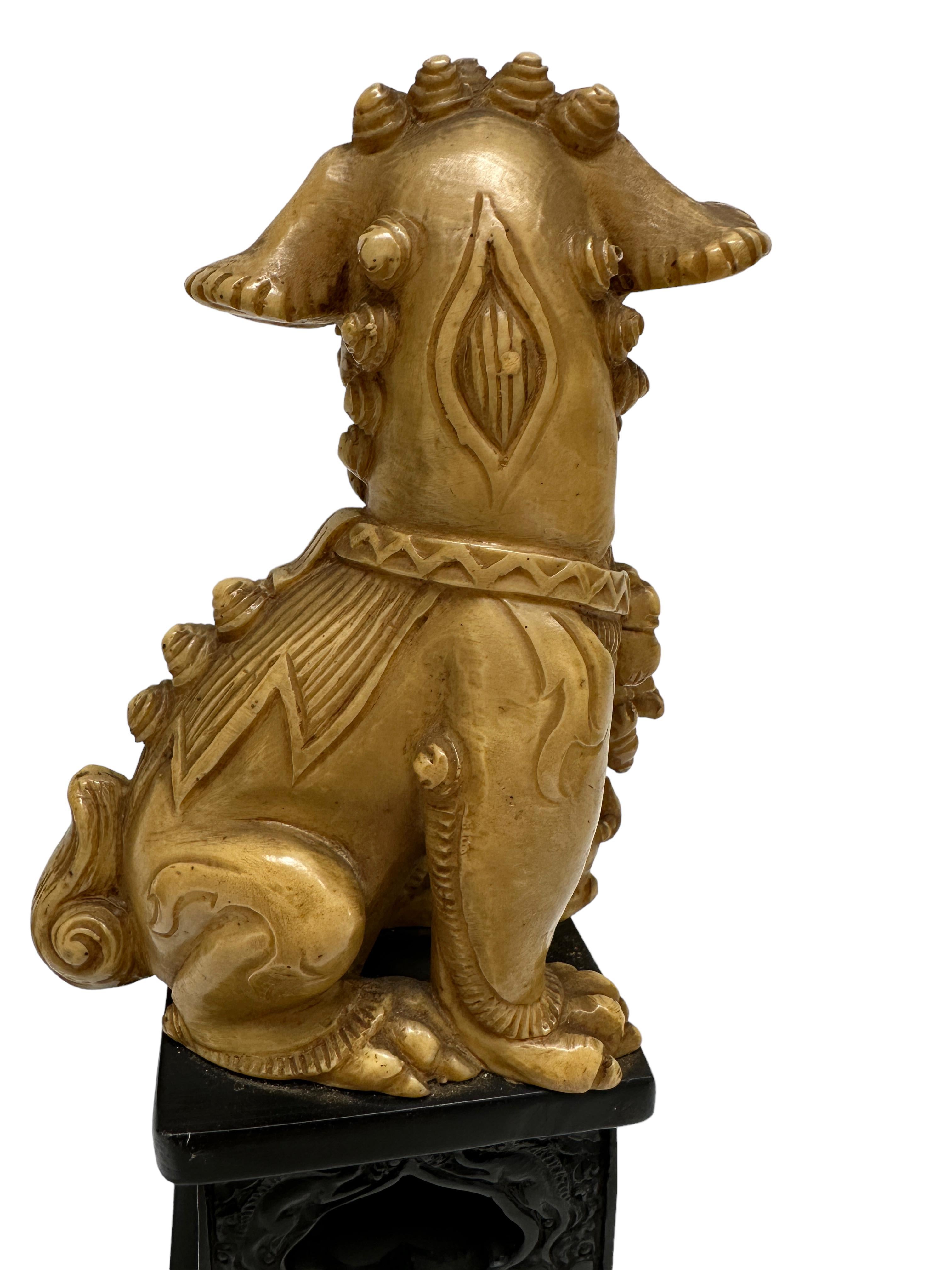 Unique Pair of Decorative Foo Dogs Temple Lion Bookends Sculptures For Sale 3