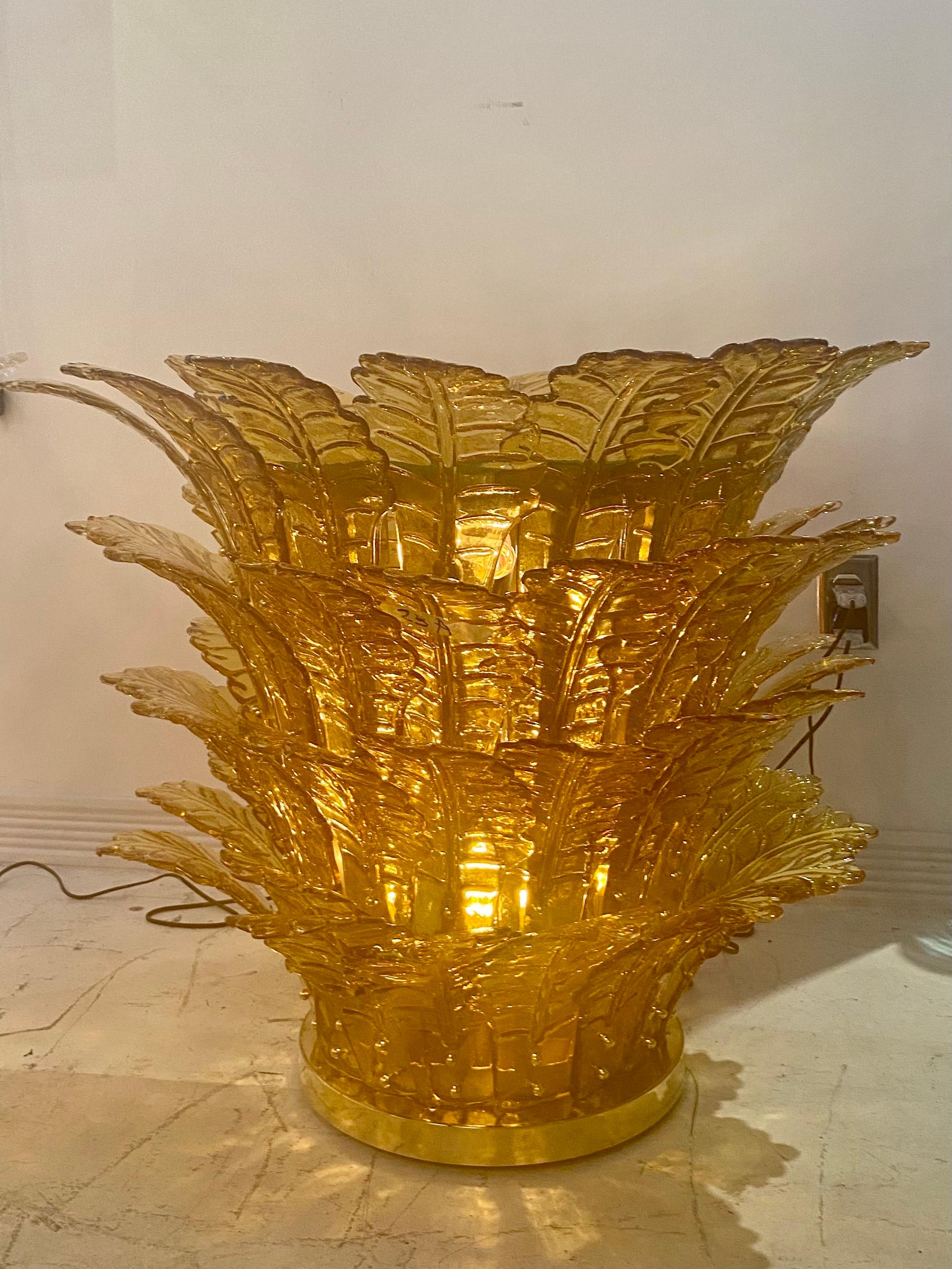 Unique Pair of Mid-Century Modern Murano Blown Glass Illuminating Side Tables For Sale 2
