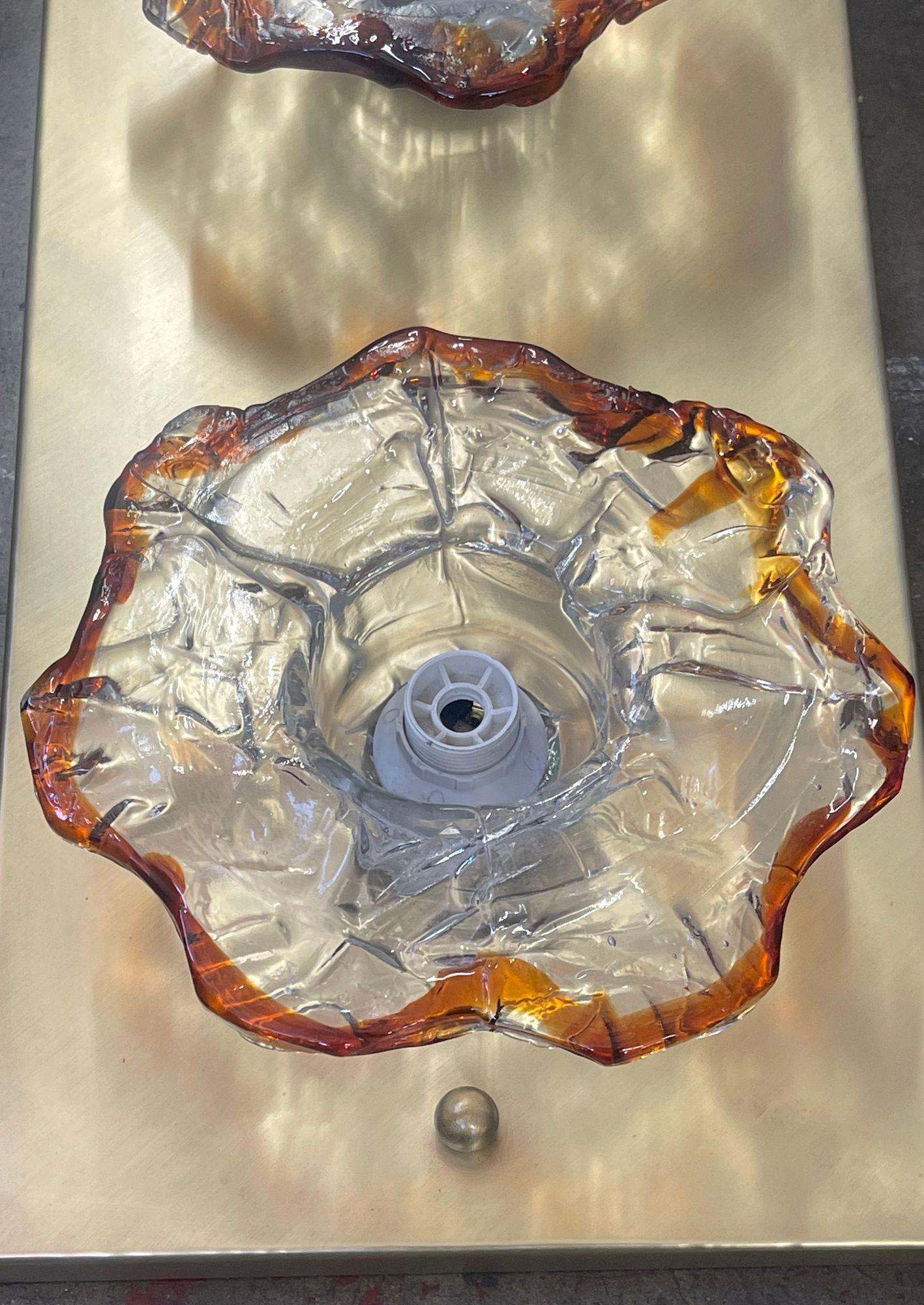 Verre de Murano Paire unique d'appliques à fleurs en verre de Murano, Design/One, Italie, années 1970. en vente