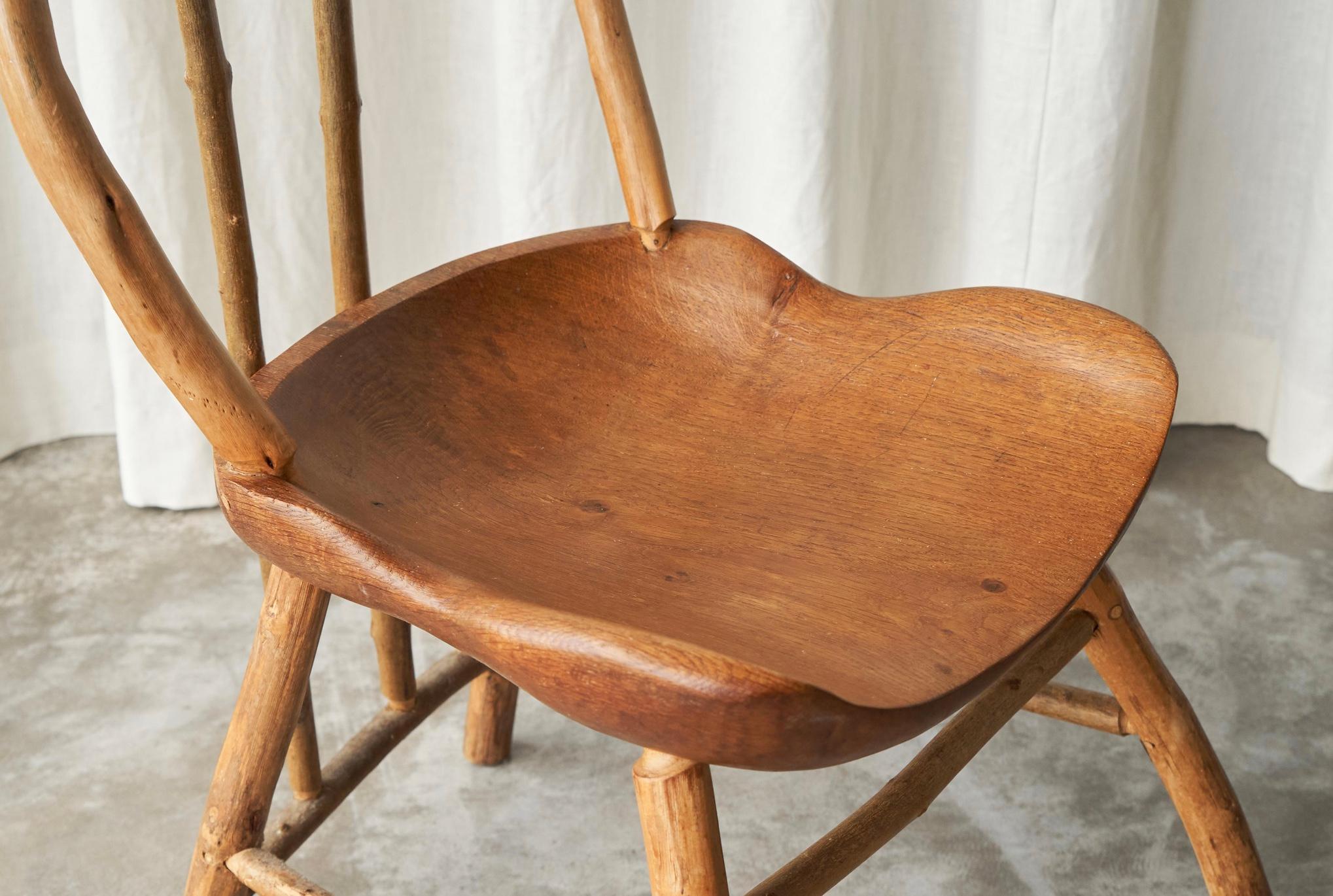 Fait main Paire unique de chaises d'appoint Bathsheba en chêne et hazel de Richard Lee, Royaume-Uni 1994 en vente