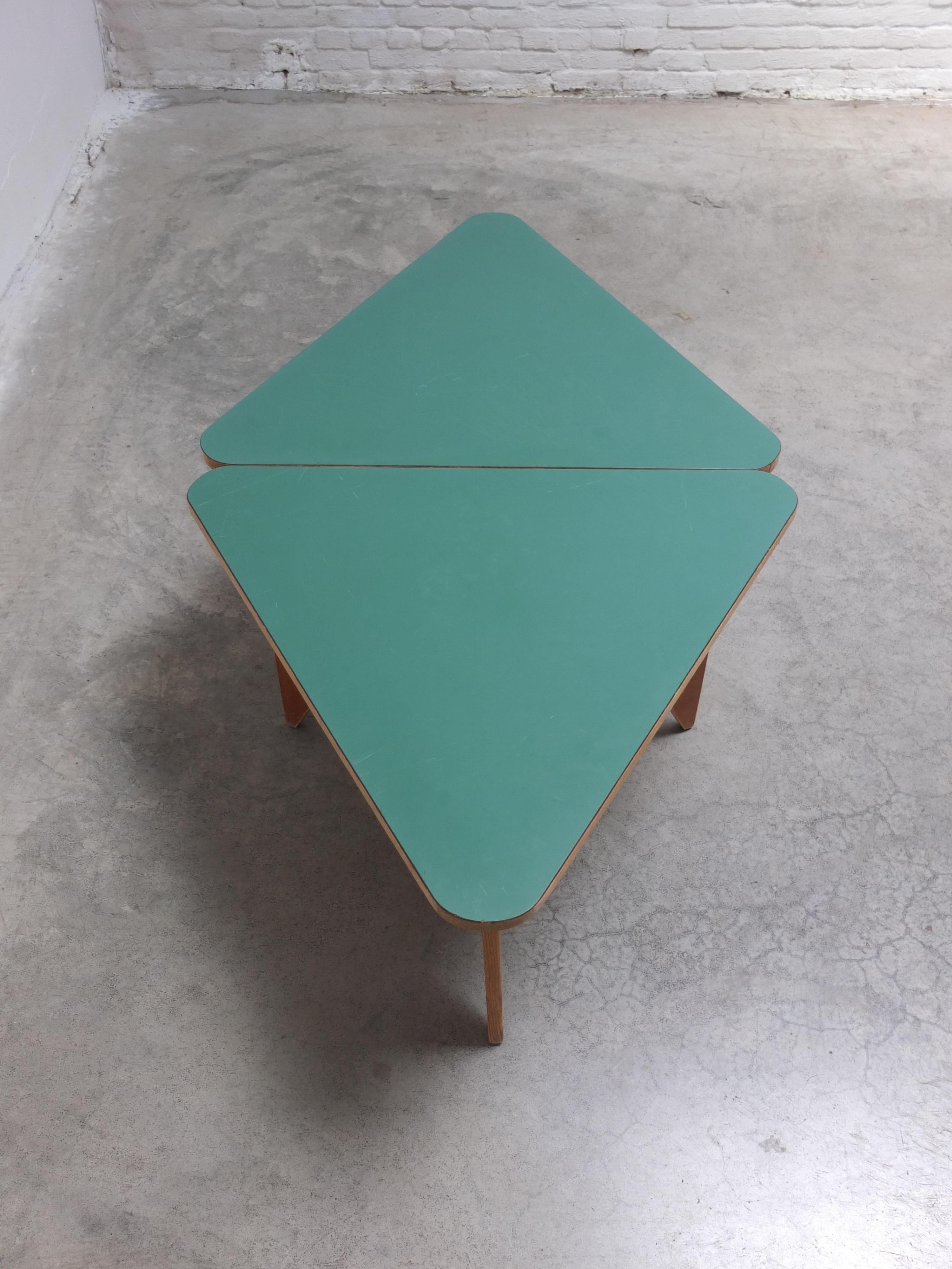 Unique Pair of Triangular Coffee or Side Tables, 1960s For Sale 10