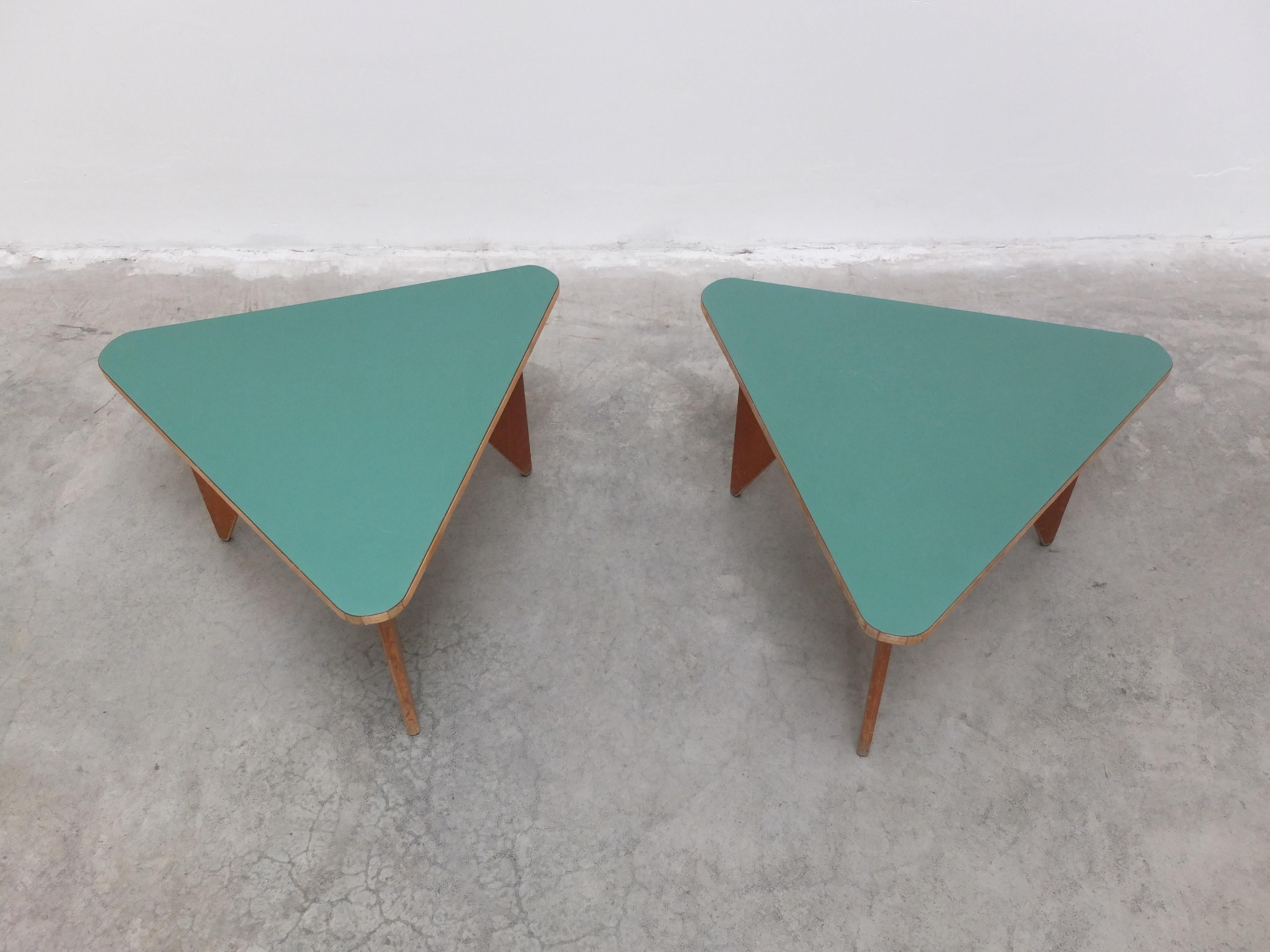 20th Century Unique Pair of Triangular Coffee or Side Tables, 1960s For Sale