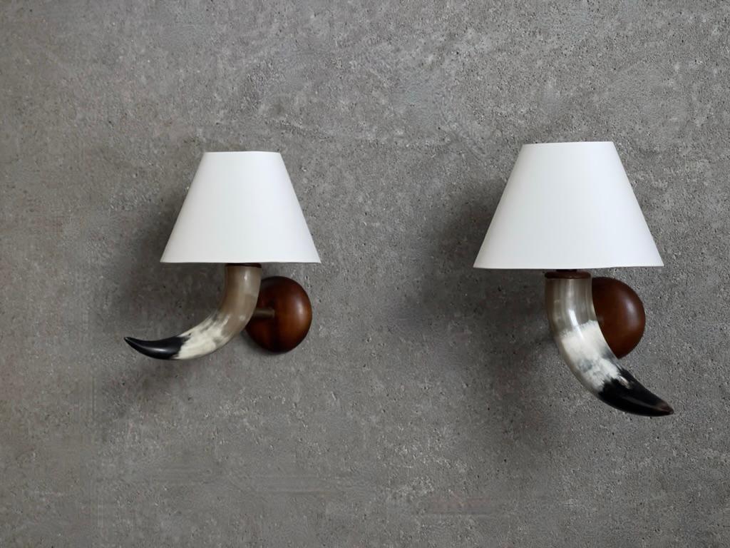 Mid-20th Century Unique Pair of wall lights made of cow horn, brass and teak Wood. Denmark 1930 For Sale