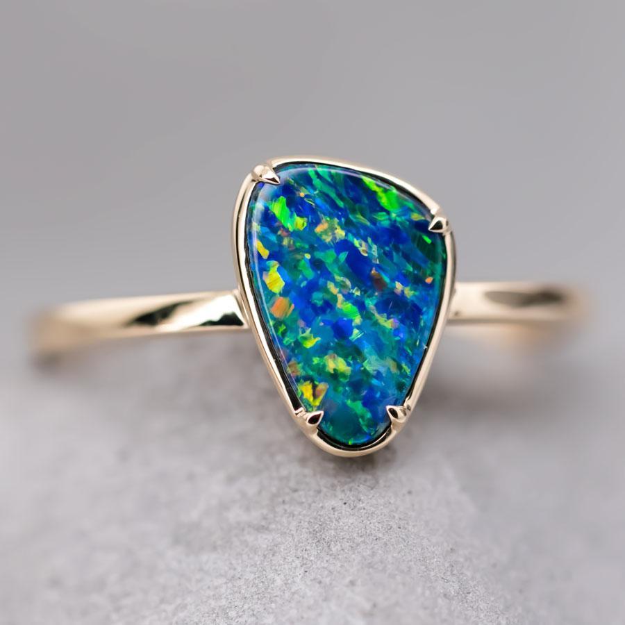 Unique Pattern Australian Doublet Opal Engagement Ring 18K Yellow Gold.


Free Domestic USPS First Class Shipping! Free Gift Bag or Box with every order!

Opal—the queen of gemstones, is one of the most beautiful gemstones in the world. Every piece