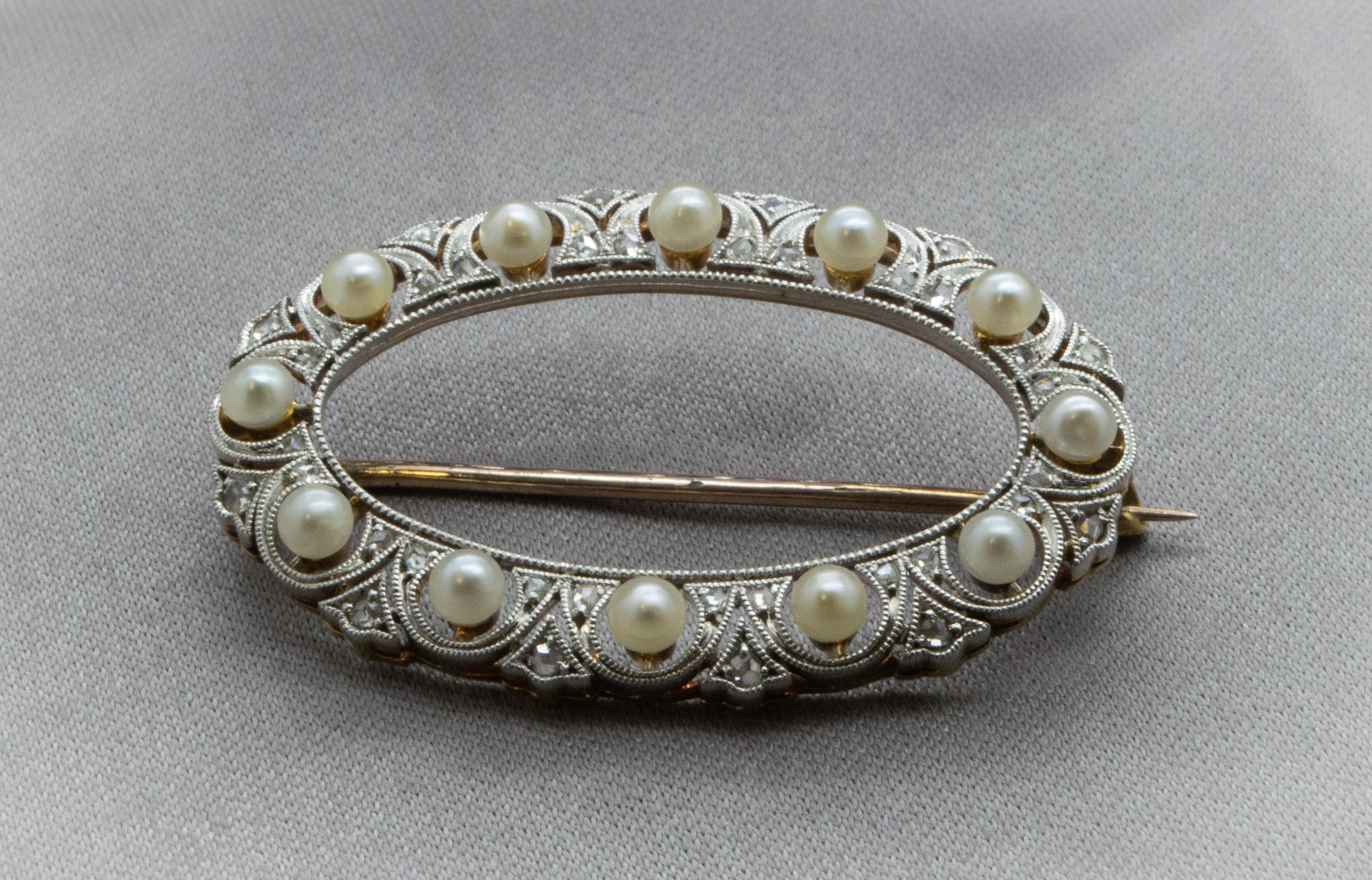 Eine einzigartige Perlen- und Diamantbrosche aus Platin (Rosenschliff) im Angebot