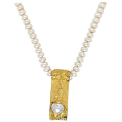 Unique Pearl Necklace 18 Karat Gold Pearl Pendant by Jean-pierre de Saedeleer
