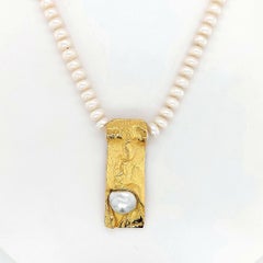 Unique Pearl Necklace 18 Karat Gold Pearl Pendant by Jean-pierre de Saedeleer