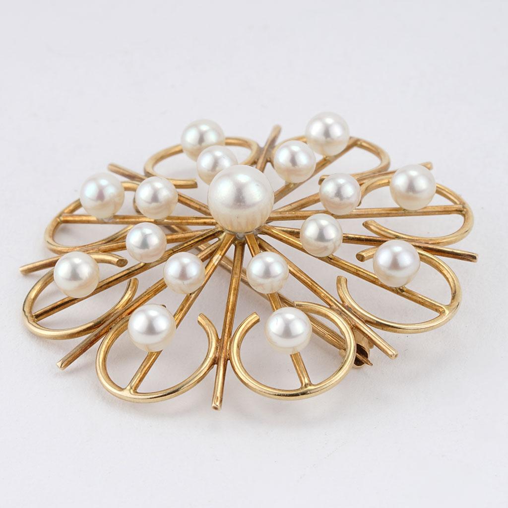 Art Nouveau Unique Pearl Starburst Pin Brooch In 14K Yellow Gold For Sale