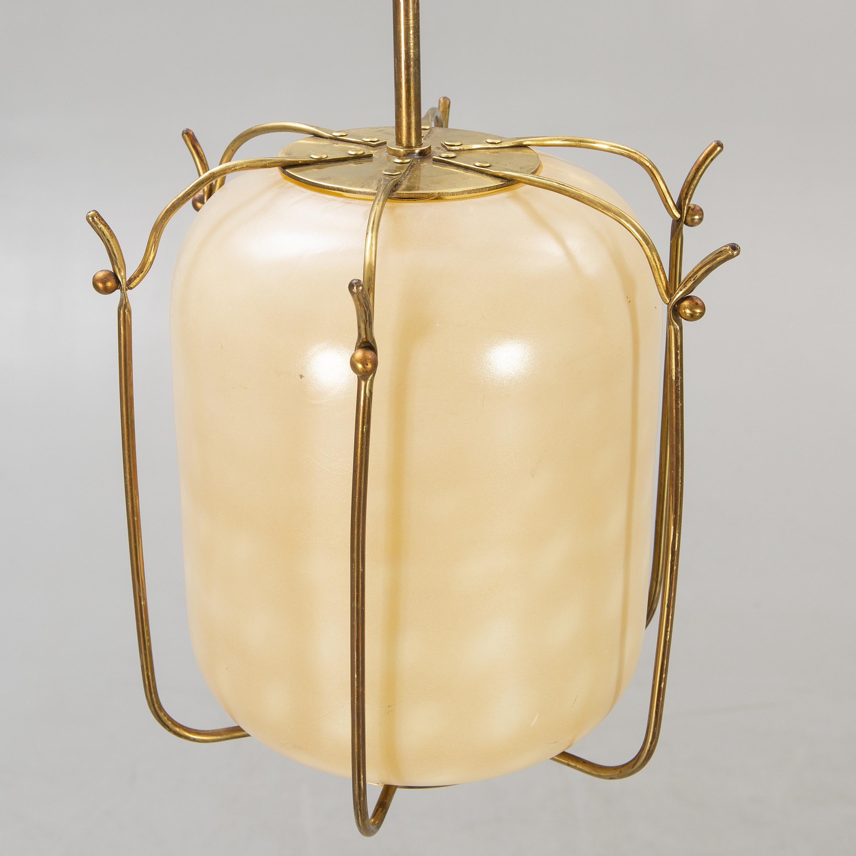 Unique Pendant Light  James Mont style Glass and Brass, Usa 1960 In Good Condition For Sale In Paris, FR