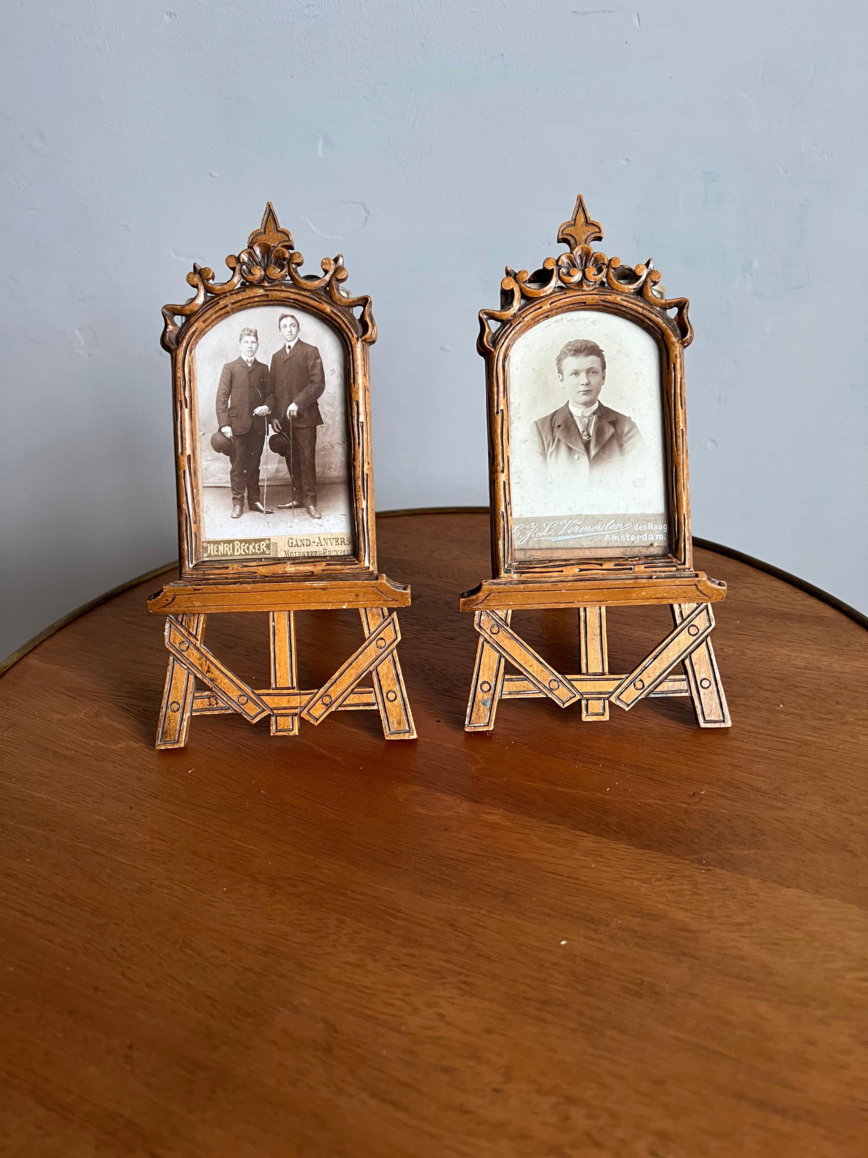 Stylish and perfectly handcrafted pair of early 1900s, table easel design photo frames.

If you are looking for the perfect picture frames for a pair of small photos then this early 1900s pair could be ideal. They are small in size and they are as