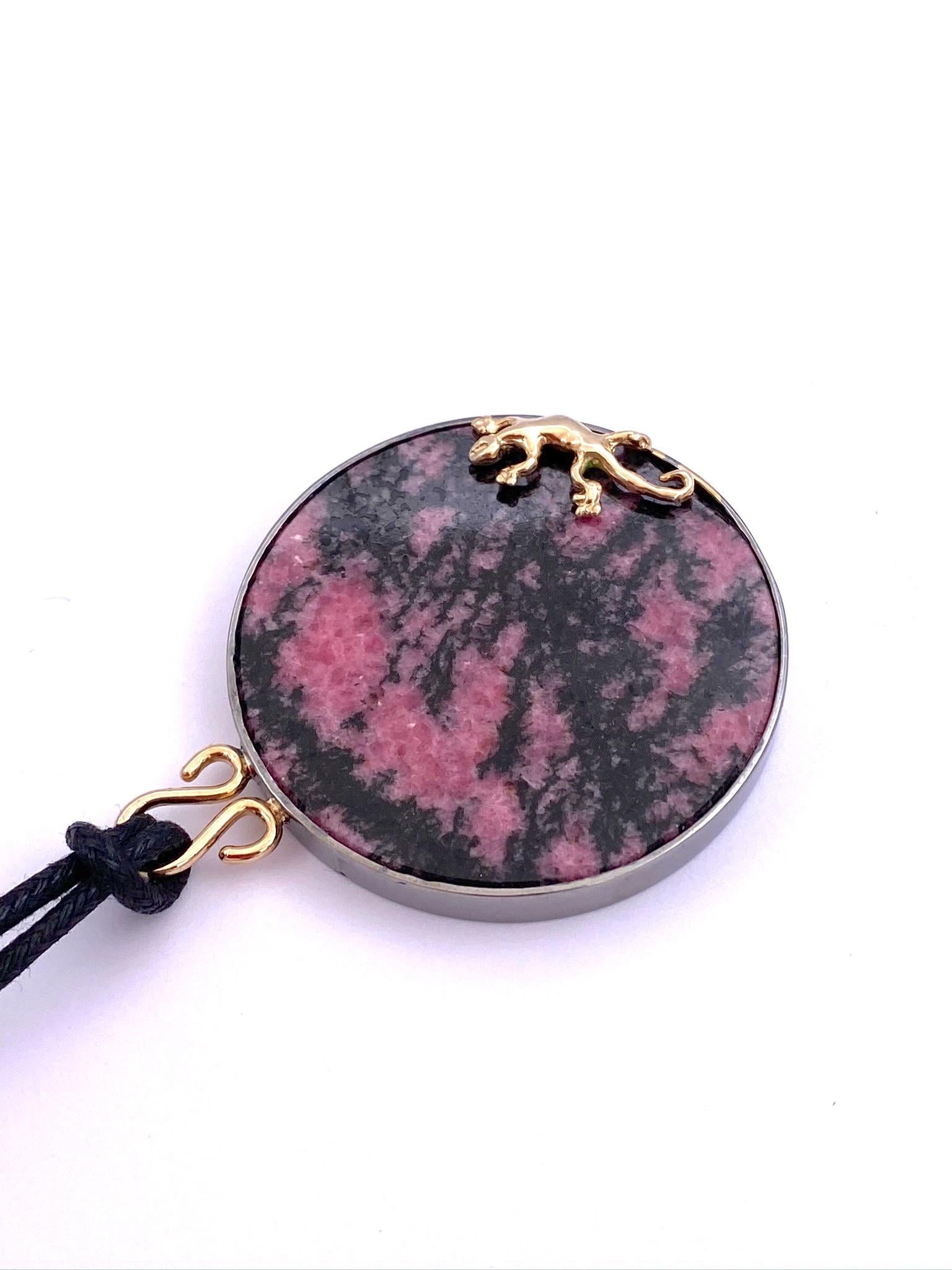 Round Cut Contemporary Rhodonite 24 karat Gold Plated Silver Pendent Necklace Unique Piece For Sale