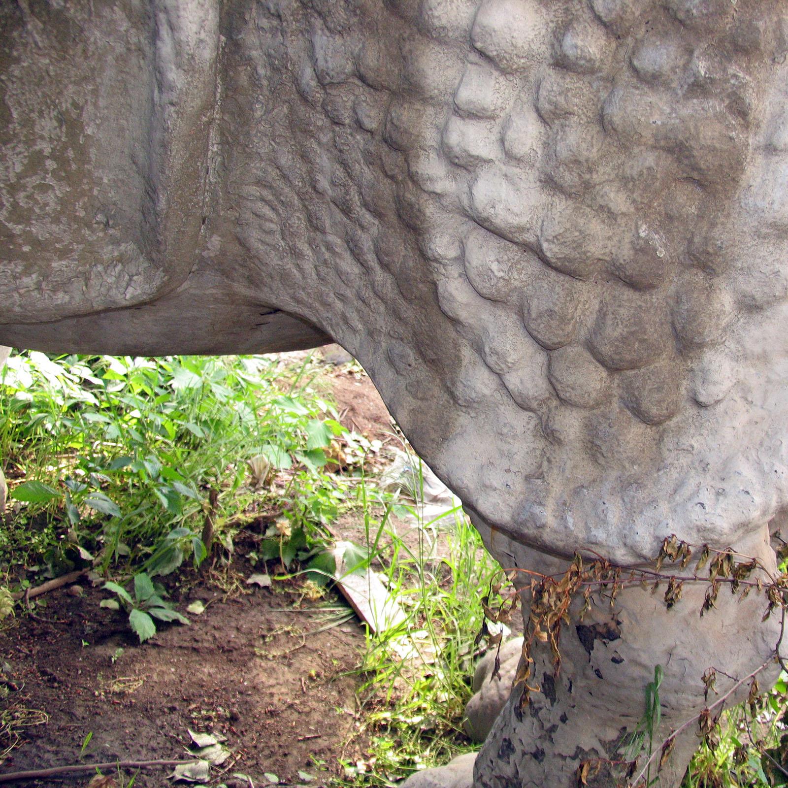 Unique Piece Huge Garden Sculpture Indian Rhinoceros 5