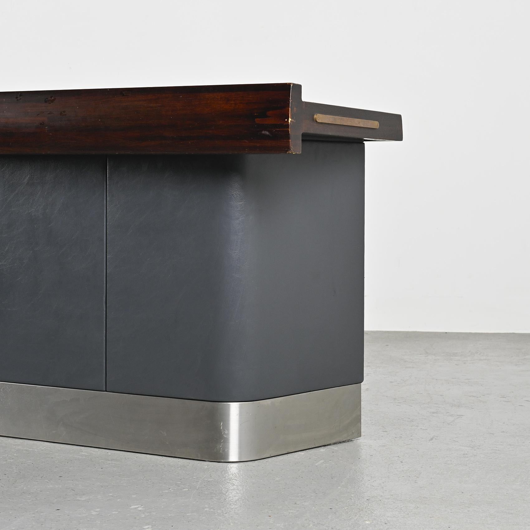 Unique Piece :  Reception Desk by Kenmochi, Japan 1966 In Fair Condition For Sale In VILLEURBANNE, FR