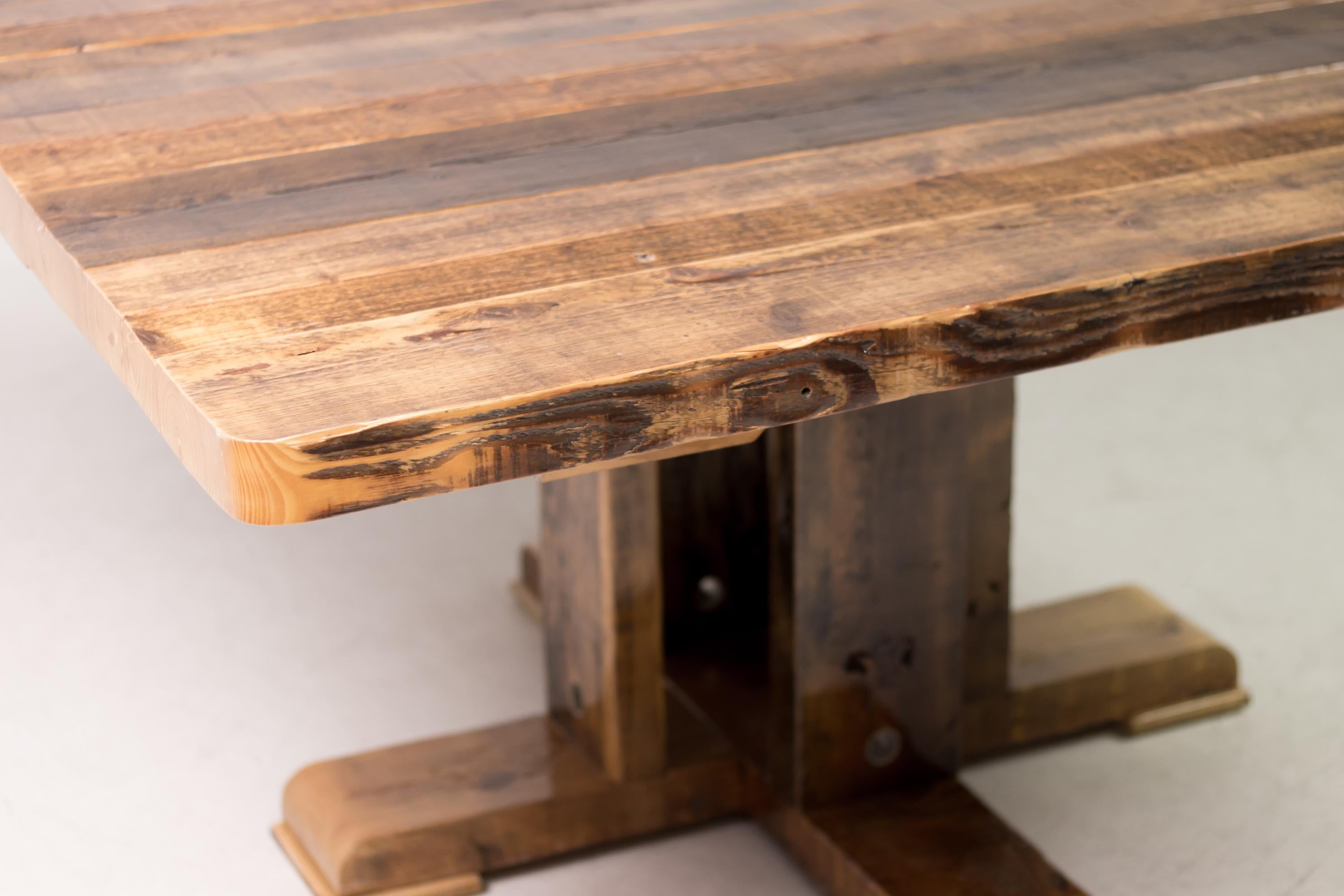 Piet Hein Eek beam table in scrap wood with a high gloss finish.
Custom made by Piet Hein Eek for previous owners because they wanted a square table for their dining room.
Piet Hein Eek (1967) graduated in 1990 from the Design Academy in