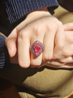 3, 58 Carats Pink Ruby Ring Set With 5, 94 carats Pink and Purple Sapphires Pavage