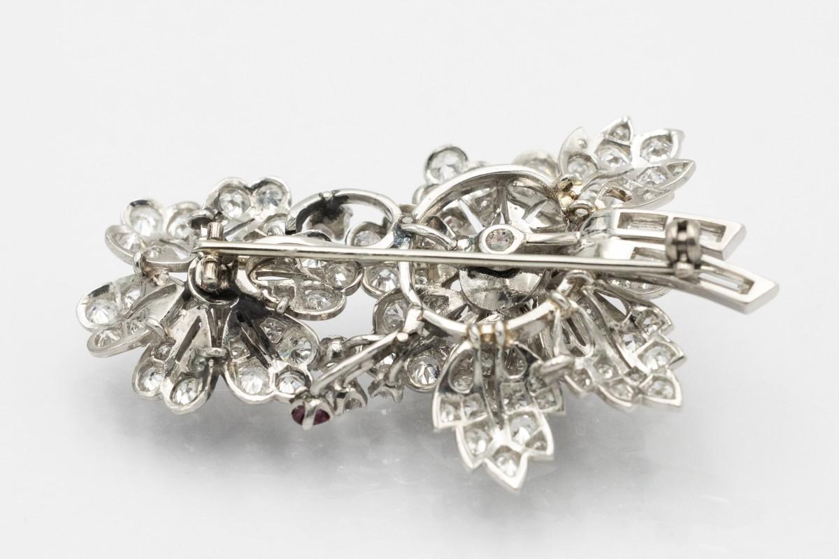 Brilliant Cut Unique platinum brooch with rubies and diamonds 9.54ct. For Sale