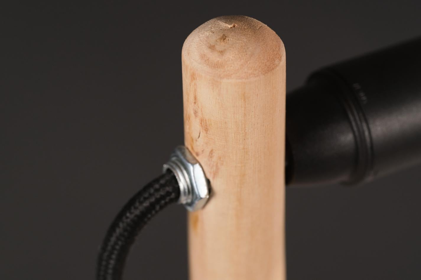 Einzigartige weiße Tischlampe von Josep Maynou, handgefertigt im Angebot 1