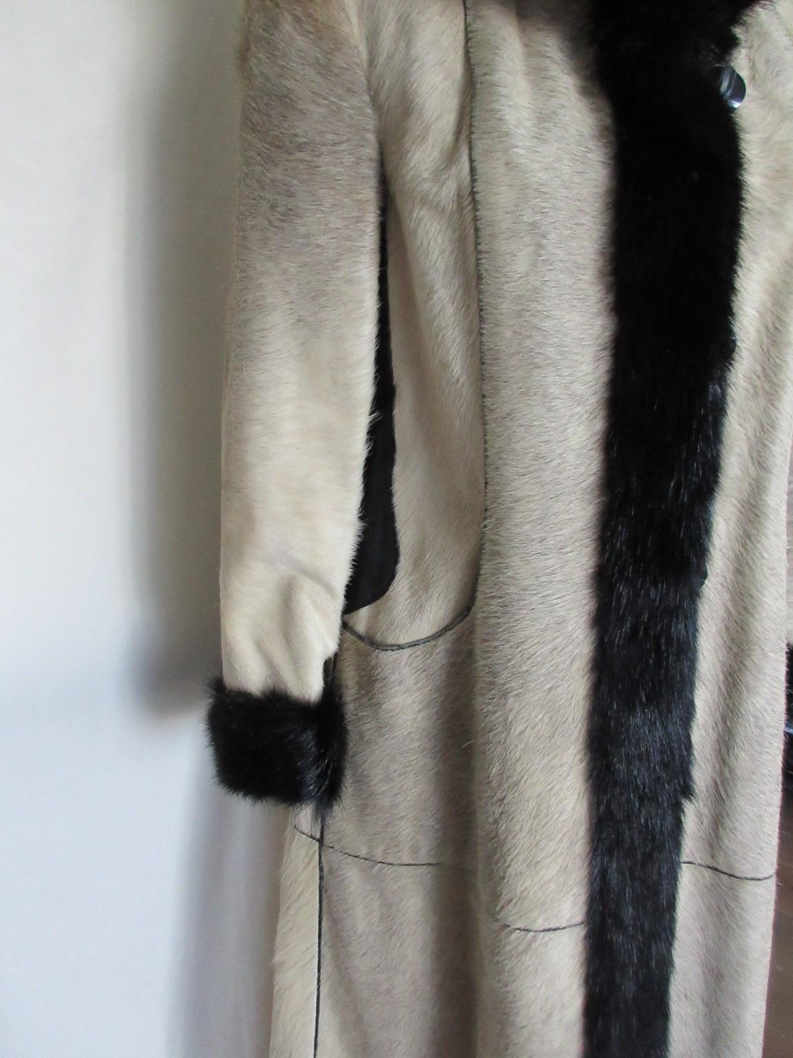 Unique Pony Skin Leather with Black Mink Fur Coat In Good Condition For Sale In Amsterdam, NL
