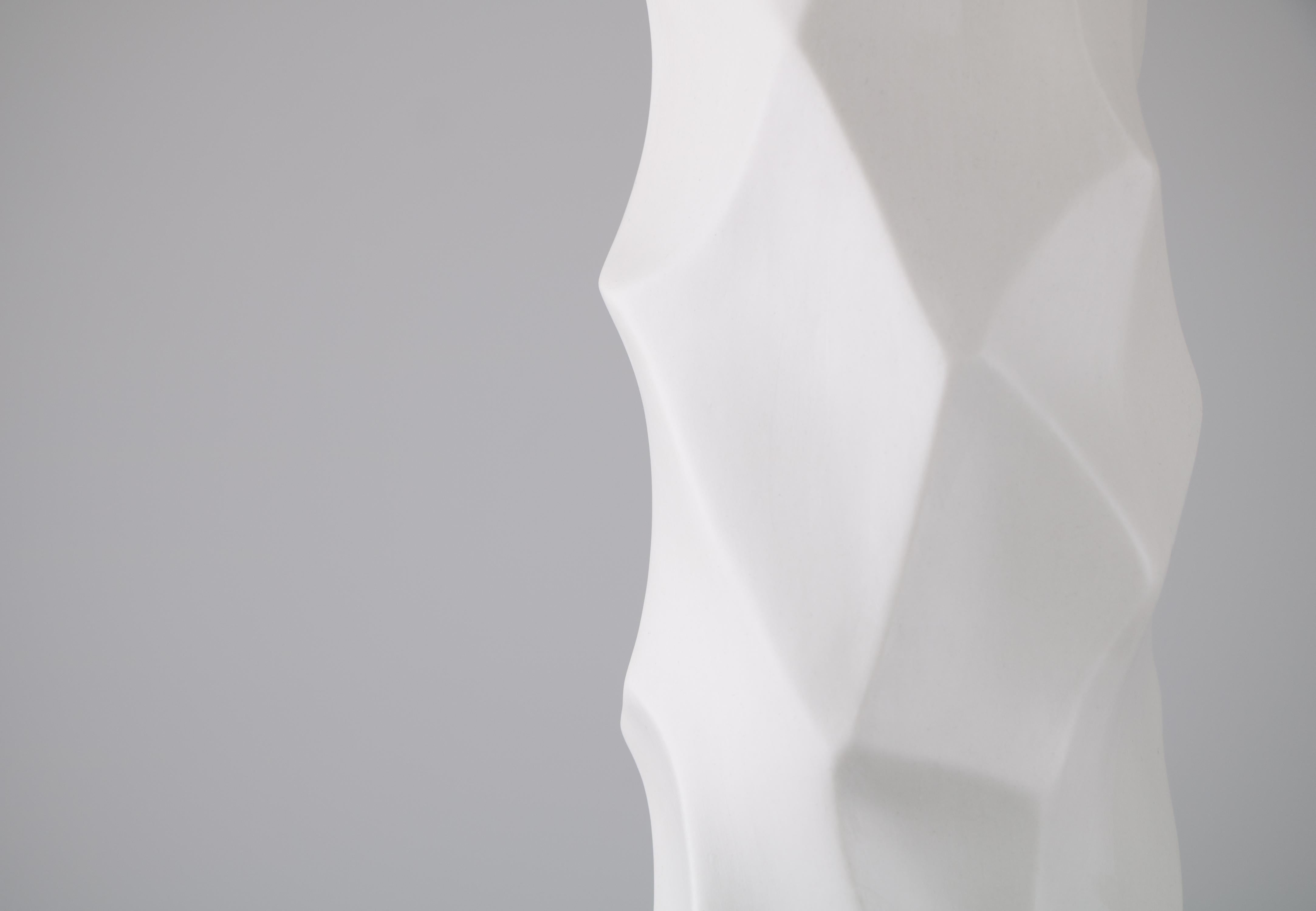 Unique Porcelain Rock Pendant Lamp Ceren Gurkan In New Condition In Geneve, CH