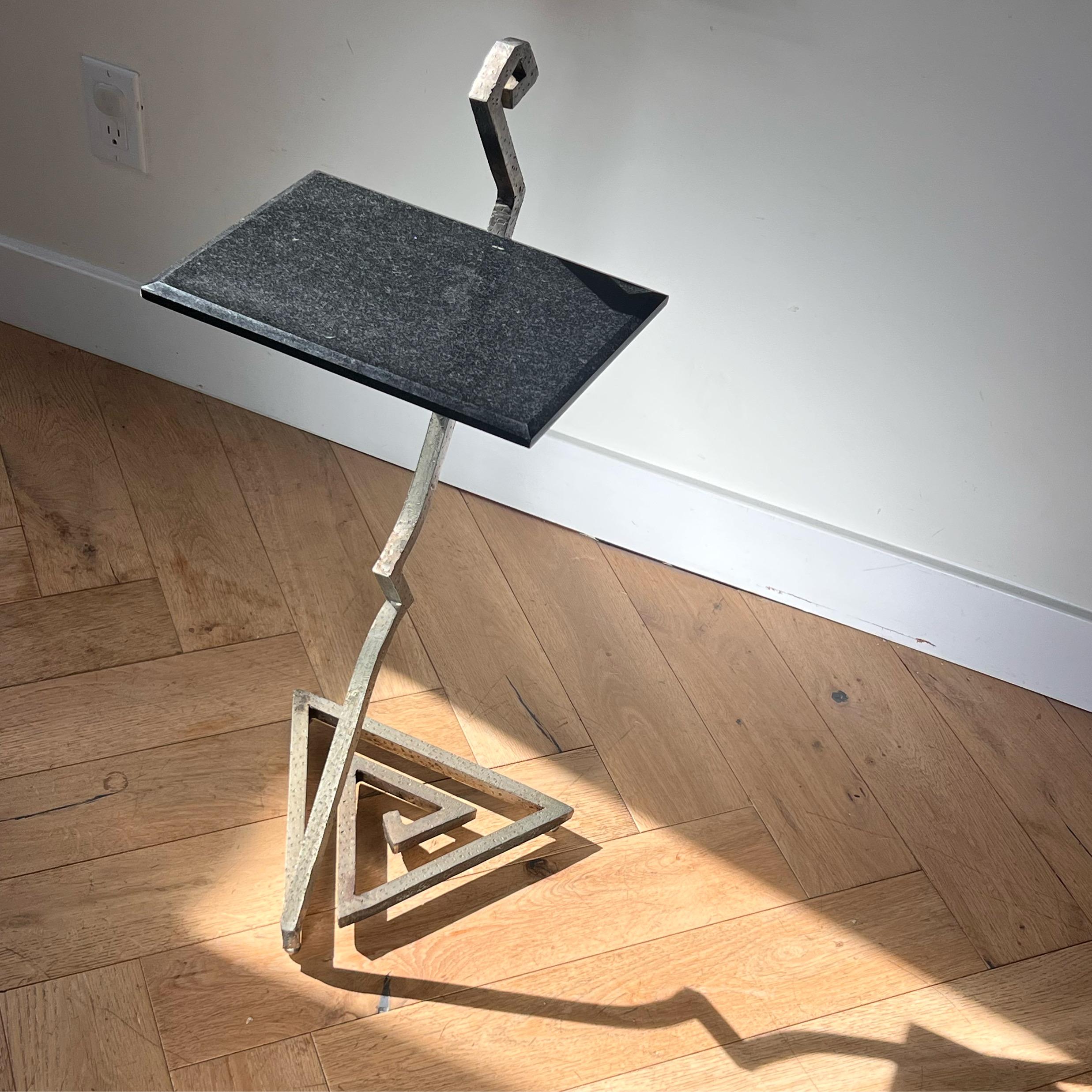 Unique Postmodern zigzag granite and steel side table, late 20th century  For Sale 5