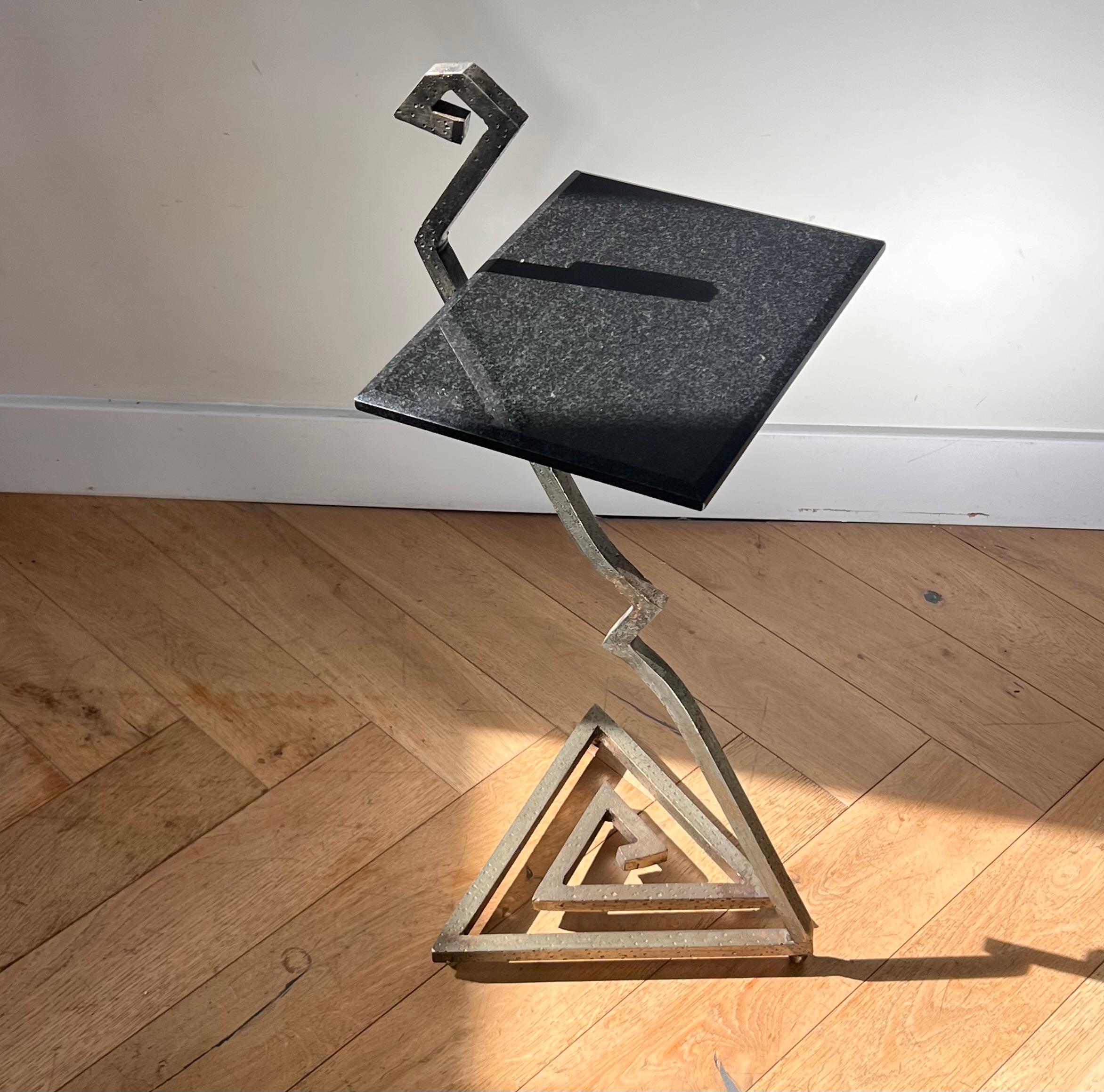 Unique Postmodern zigzag granite and steel side table, late 20th century  For Sale 2