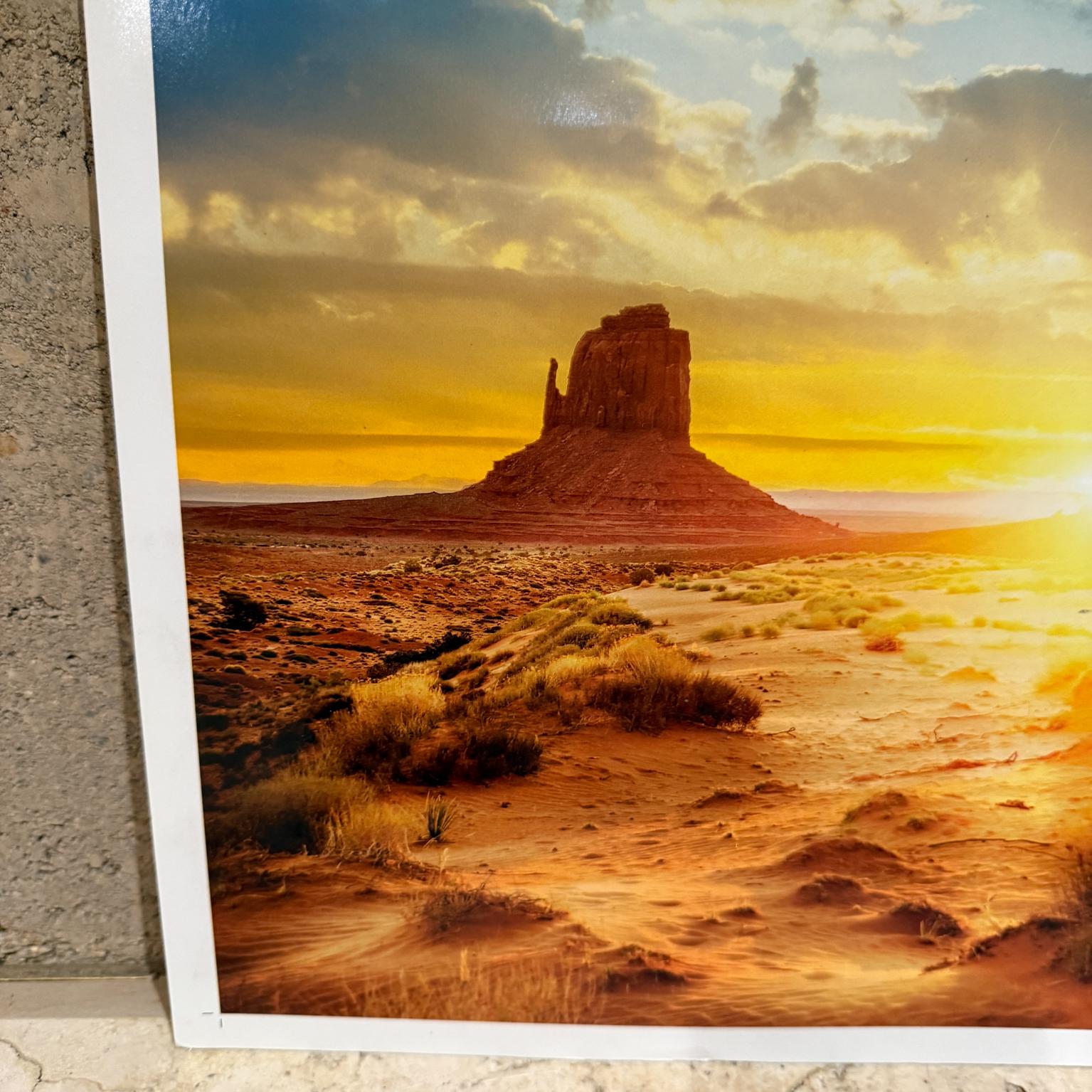 Fin du 20e siècle Photographie couleur professionnelle unique d'un coucher de soleil dans l'Utah en vente