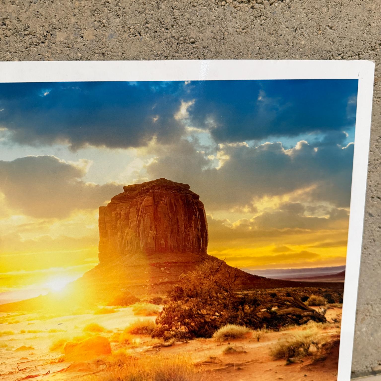 Papier Photographie couleur professionnelle unique d'un coucher de soleil dans l'Utah en vente