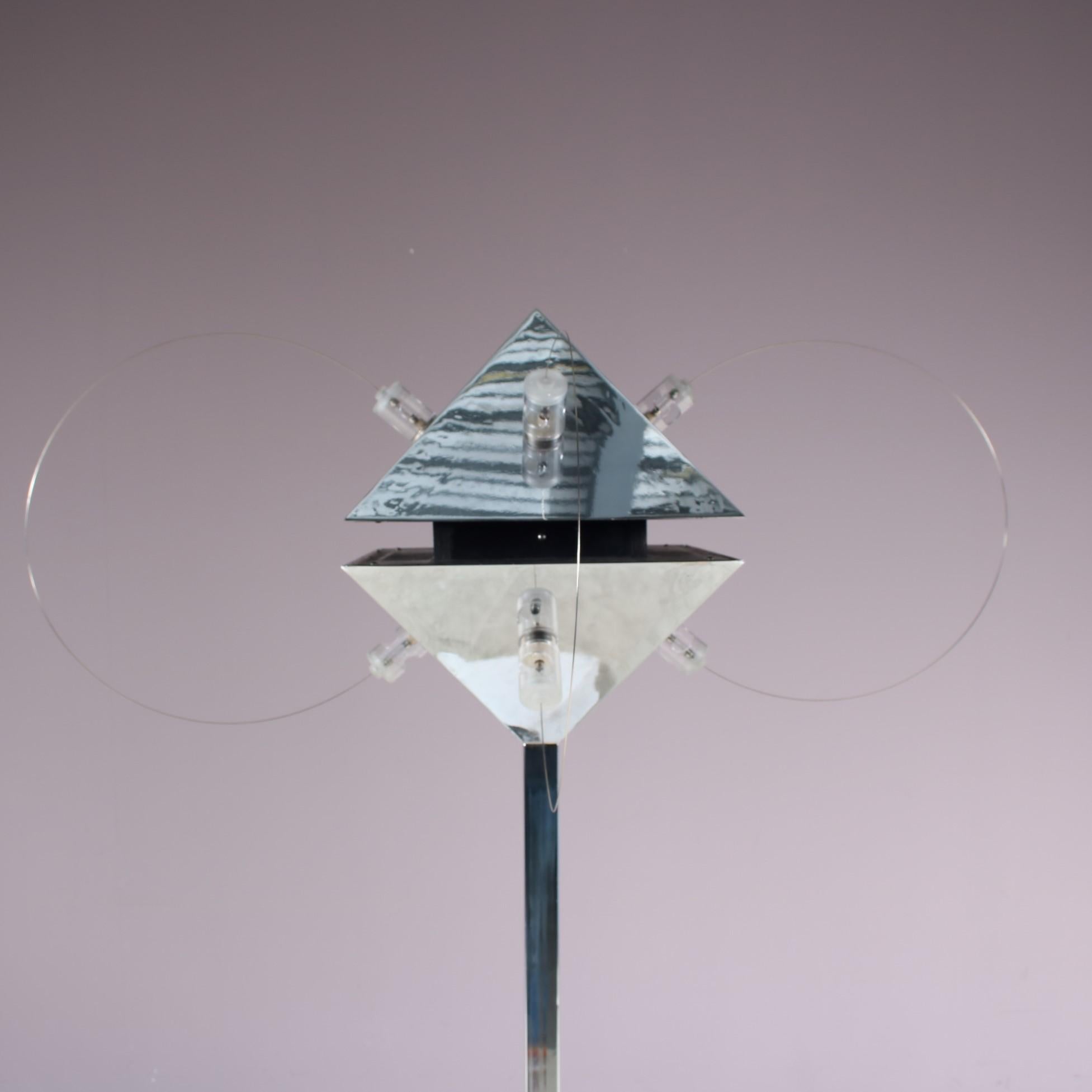 Einzigartige Prototyp B.T. Stehlampe von Studio A.R.D.I.T.I.T.I., Italien 1973 (Ende des 20. Jahrhunderts) im Angebot