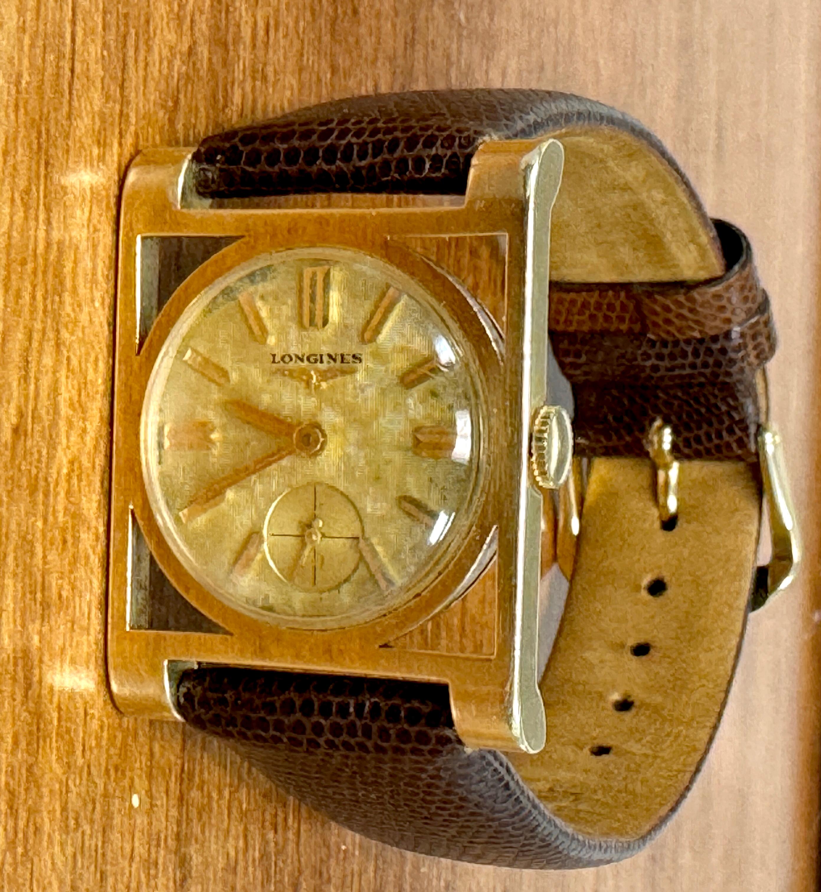 Unique Rare Longines 14K Wrist Watch Manual Wind 455 866 Antique 1958 In Excellent Condition In Dearborn, MI