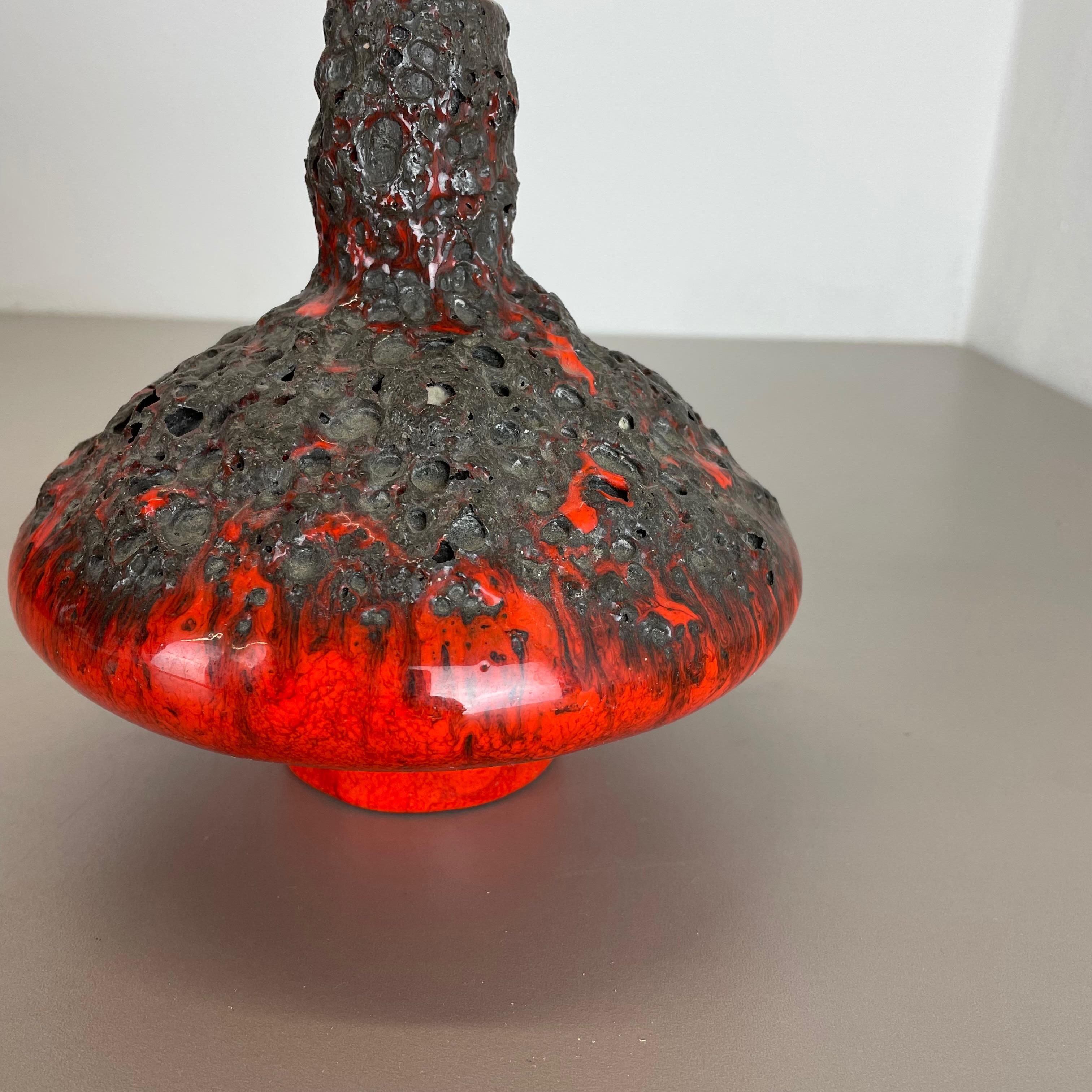 einzigartige rote schwarze Keramik-Vase „UFO“ von Otto Keramik, Deutschland 1970 im Angebot 5