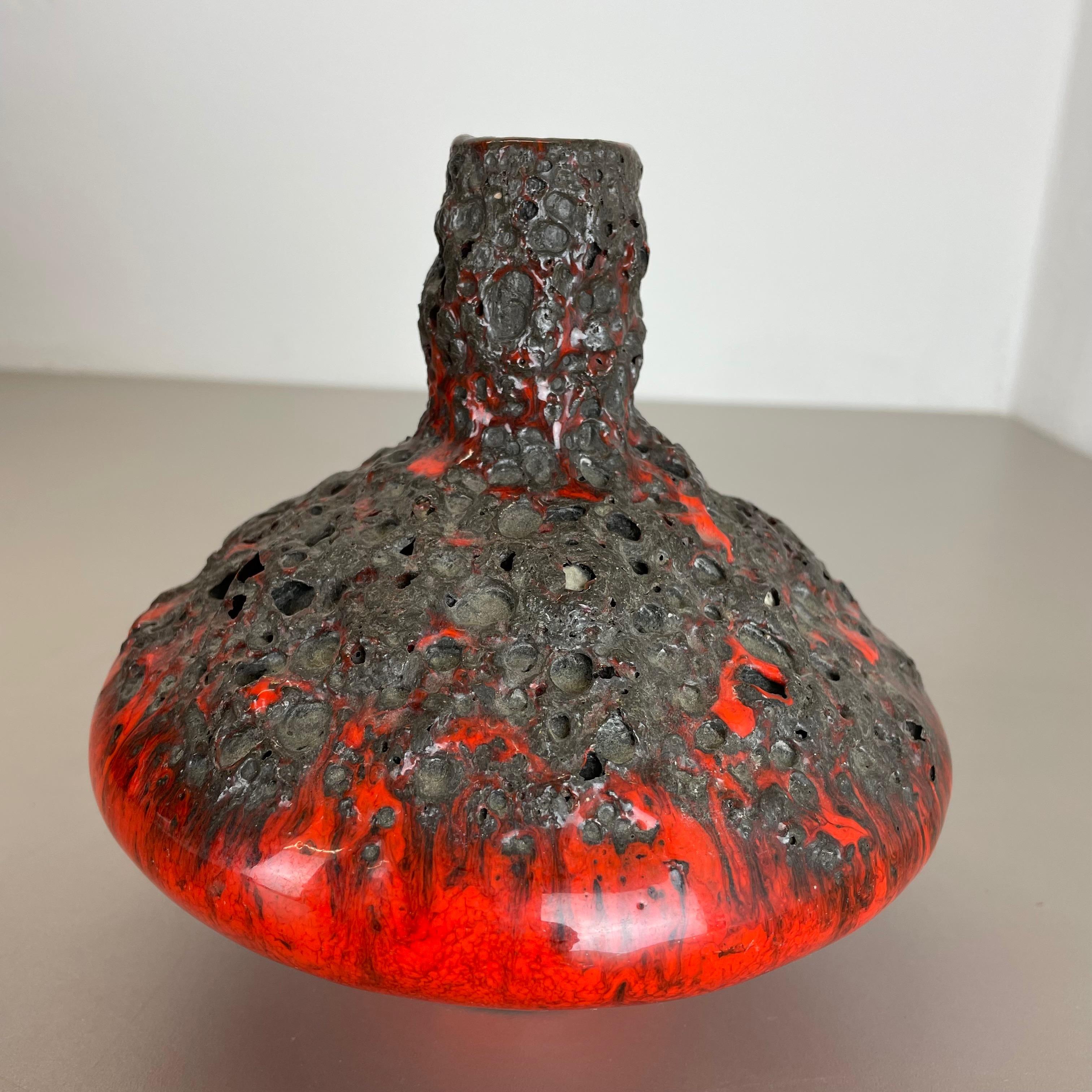 einzigartige rote schwarze Keramik-Vase „UFO“ von Otto Keramik, Deutschland 1970 im Angebot 6