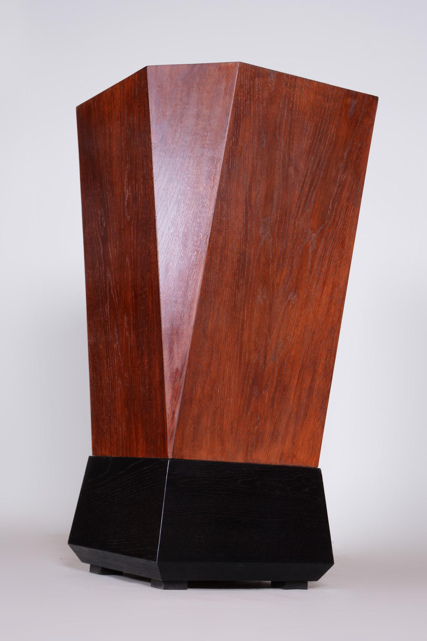 Unique Restored Oak Cubist Pedestal from Czechoslovakia by Josef Gocar, 1920s In Good Condition In Horomerice, CZ