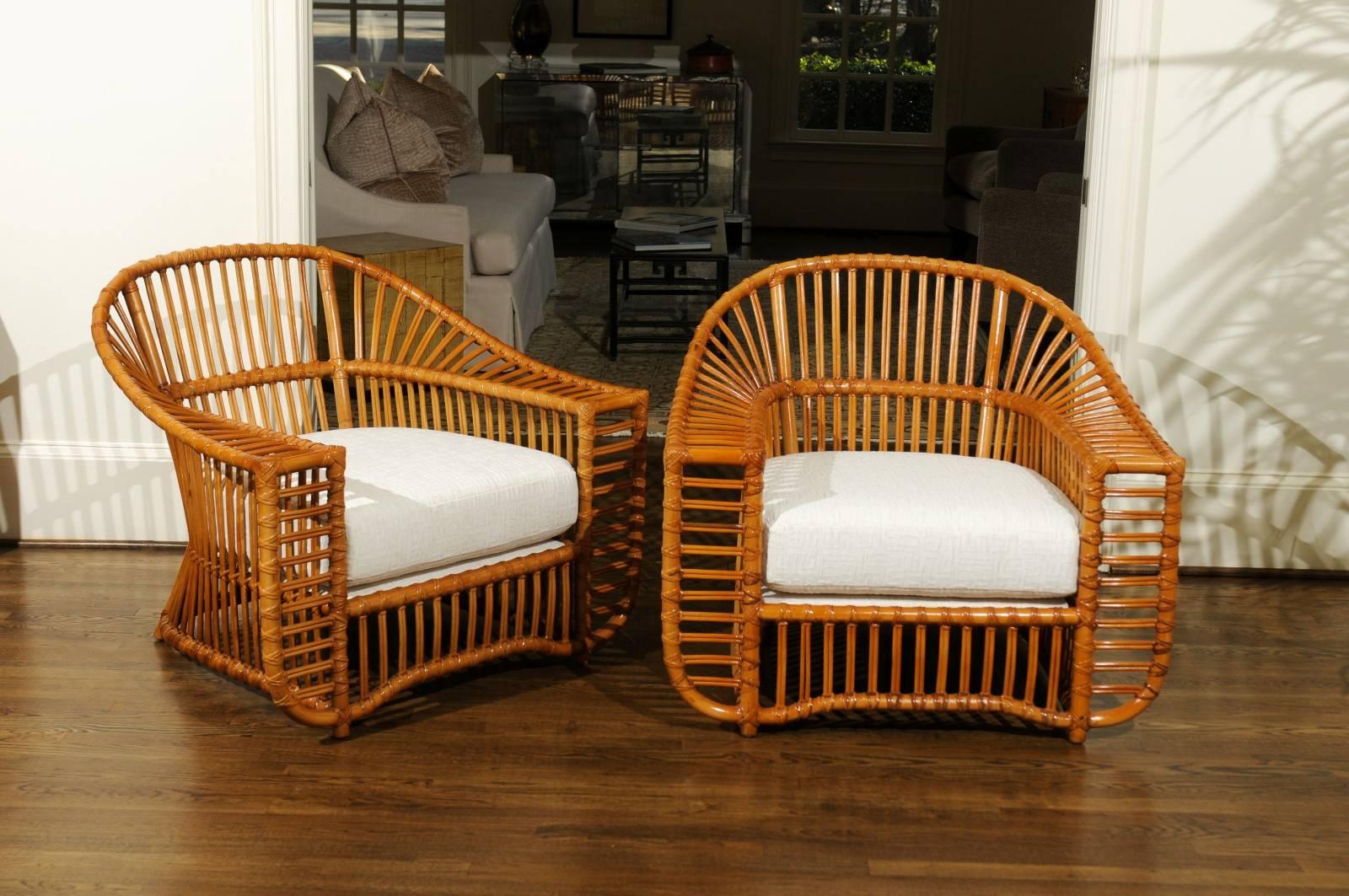 Mid-Century Modern Unique Restored Pair of Tiara Lounge or Club Chairs by Henry Olko, circa 1979
