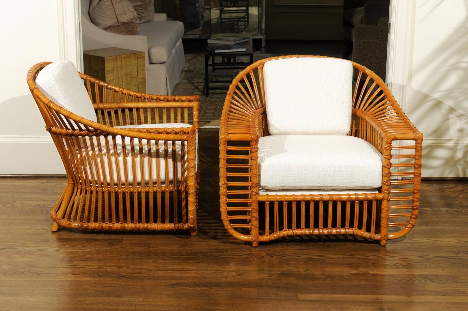 American Unique Restored Pair of Tiara Lounge or Club Chairs by Henry Olko, circa 1979