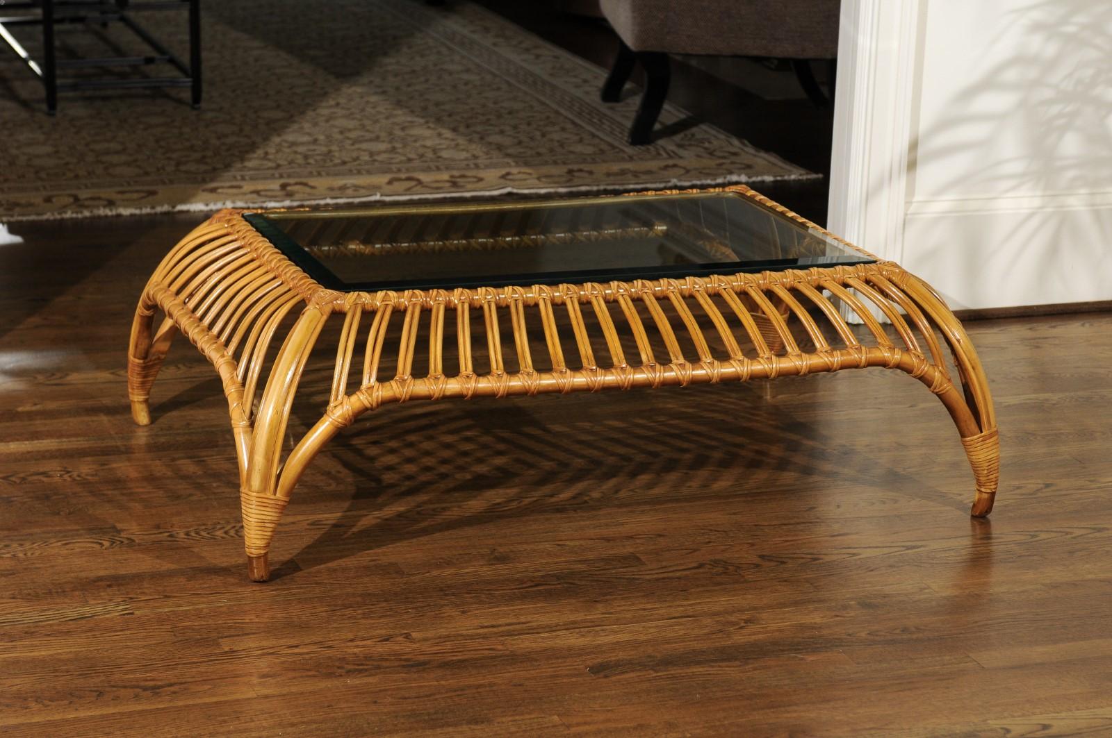 Table basse Tiara unique restaurée par Henry Olko pour Willow and Reed, datant d'environ 1979 en vente 10