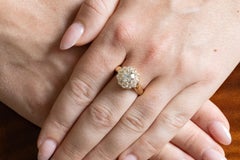 Unique ring with 2.10 ct old brilliant-cut diamonds.