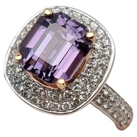 Naturelle Couleur très rare de spinelle de Tanzanie et diamants VVS-VS Clarity 
Bague en or rose 14 carats massif

Certificat de laboratoire complet pour la bague.
Spinel ont leur propre certificat AIG
Pierre principale : Spinelle
Création de la