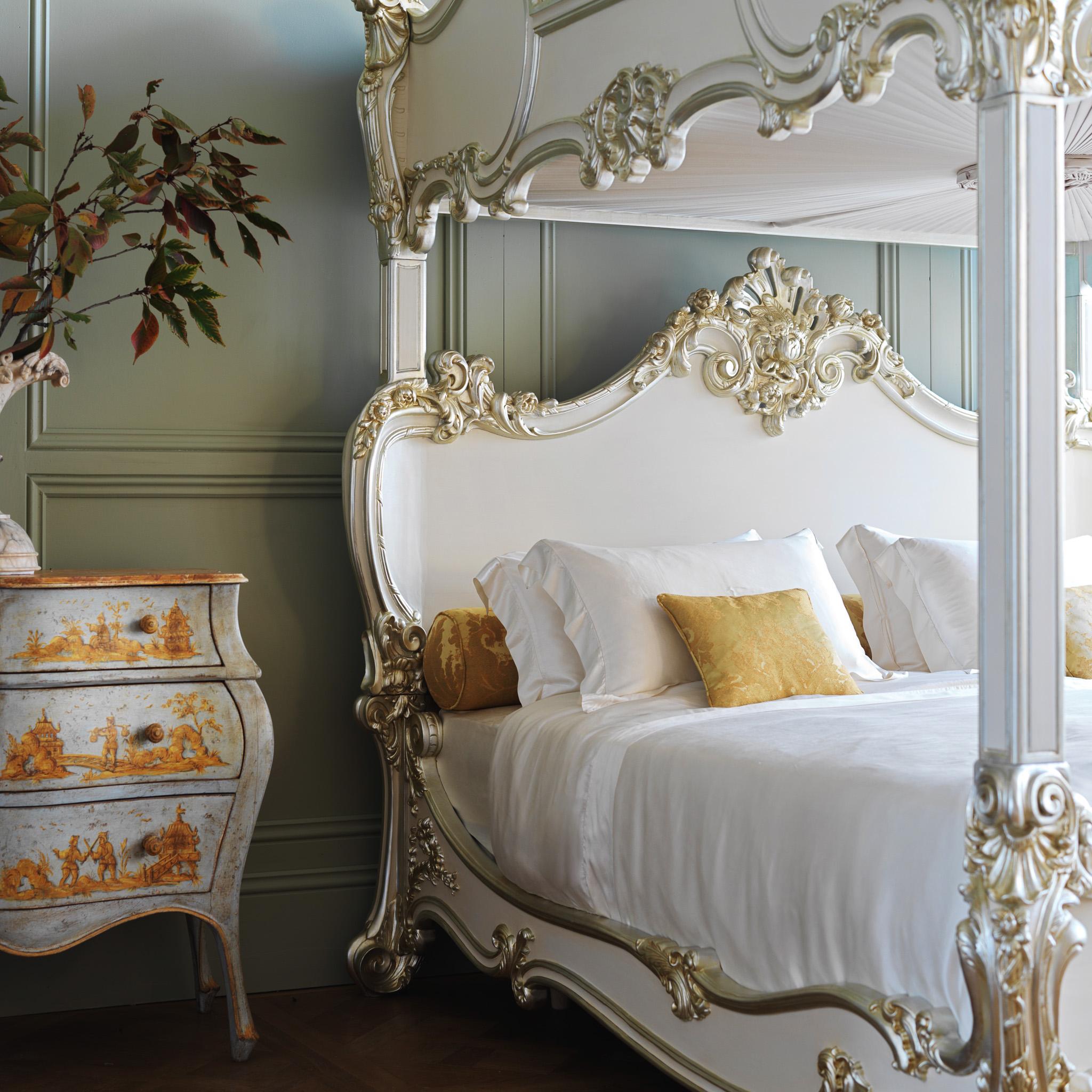 silver four poster bed