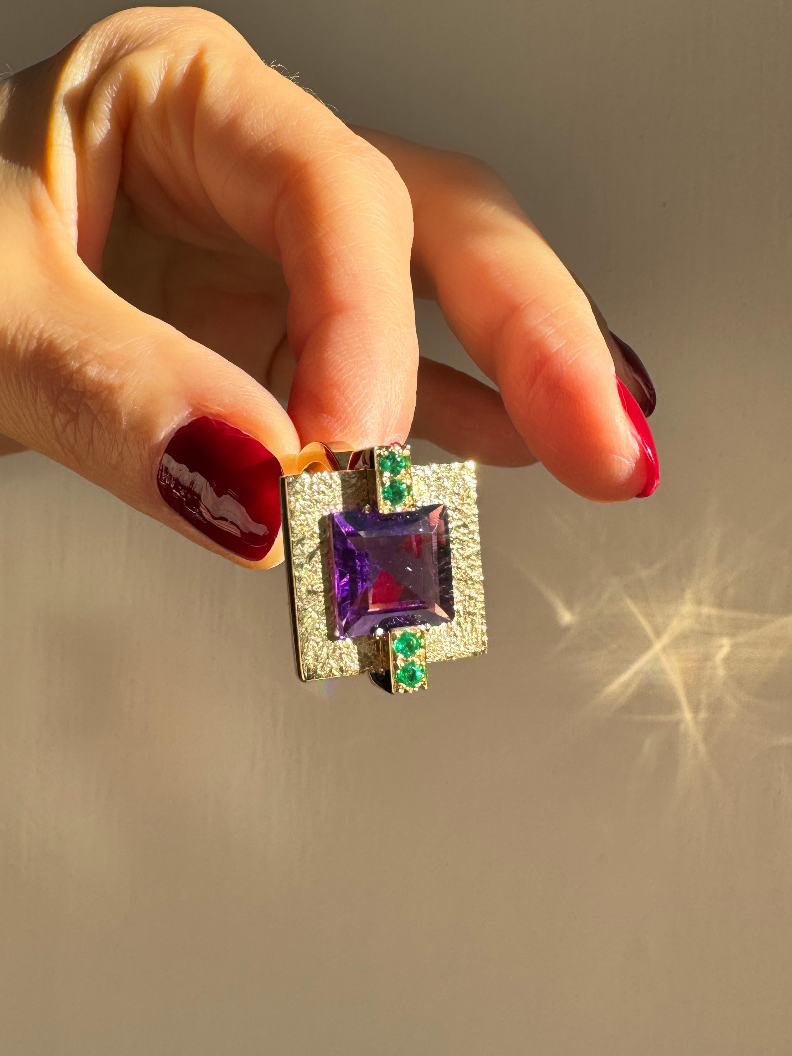 Square Cut Unique Rossella Ugolini 18k Yellow Gold Amethyst Emeralds Cocktail Design Ring For Sale