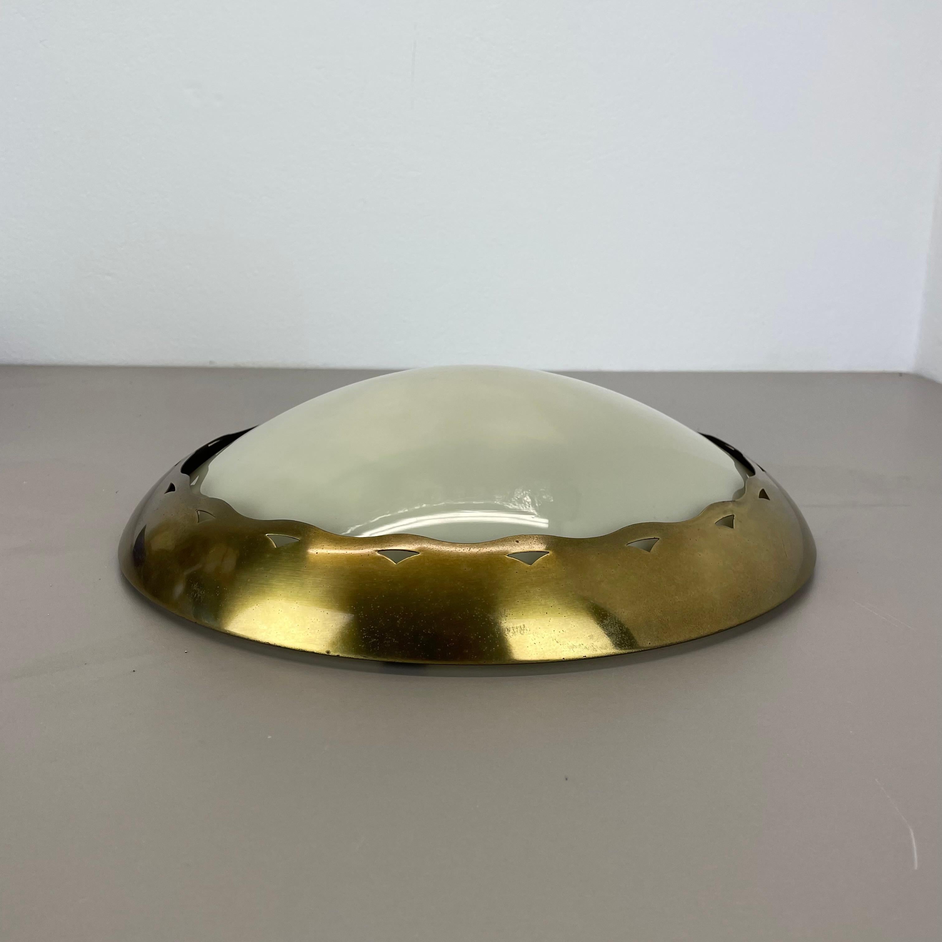 20th Century unique round 38cm Brass Gino Sarfatti Style Ceiling Light Flushmount, Italy 1950 For Sale